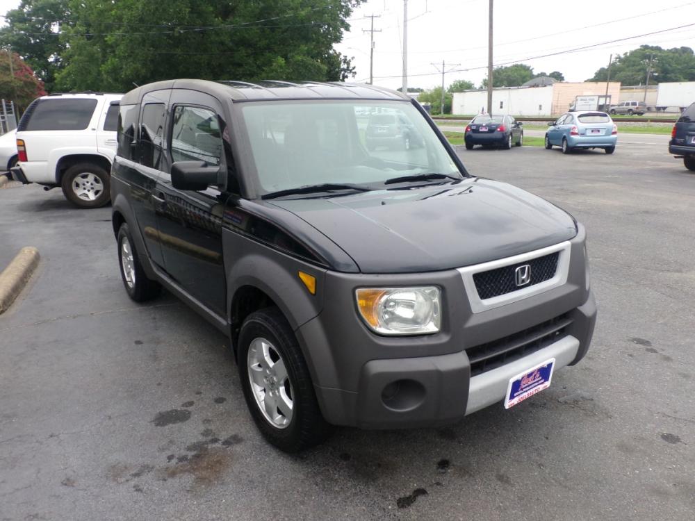 2003 Black Honda Element EX 2WD (5J6YH17573L) with an 2.4L L4 DOHC 16V engine, 5-Speed Manual Overdrive transmission, located at 5700 Curlew Drive, Norfolk, VA, 23502, (757) 455-6330, 36.841885, -76.209412 - Catalytic converter missing...AS-IS, WHERE-IS, HOW-IS, all CASH, wholesale to the public discounted price. - Photo #2