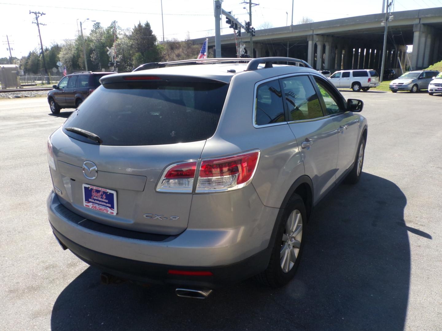 2008 Silver Mazda CX-9 Grand Touring AWD (JM3TB38V580) with an 3.7L V6 DOHC 24V engine, 6-Speed Automatic Overdrive transmission, located at 5700 Curlew Drive, Norfolk, VA, 23502, (757) 455-6330, 36.841885, -76.209412 - Photo#16