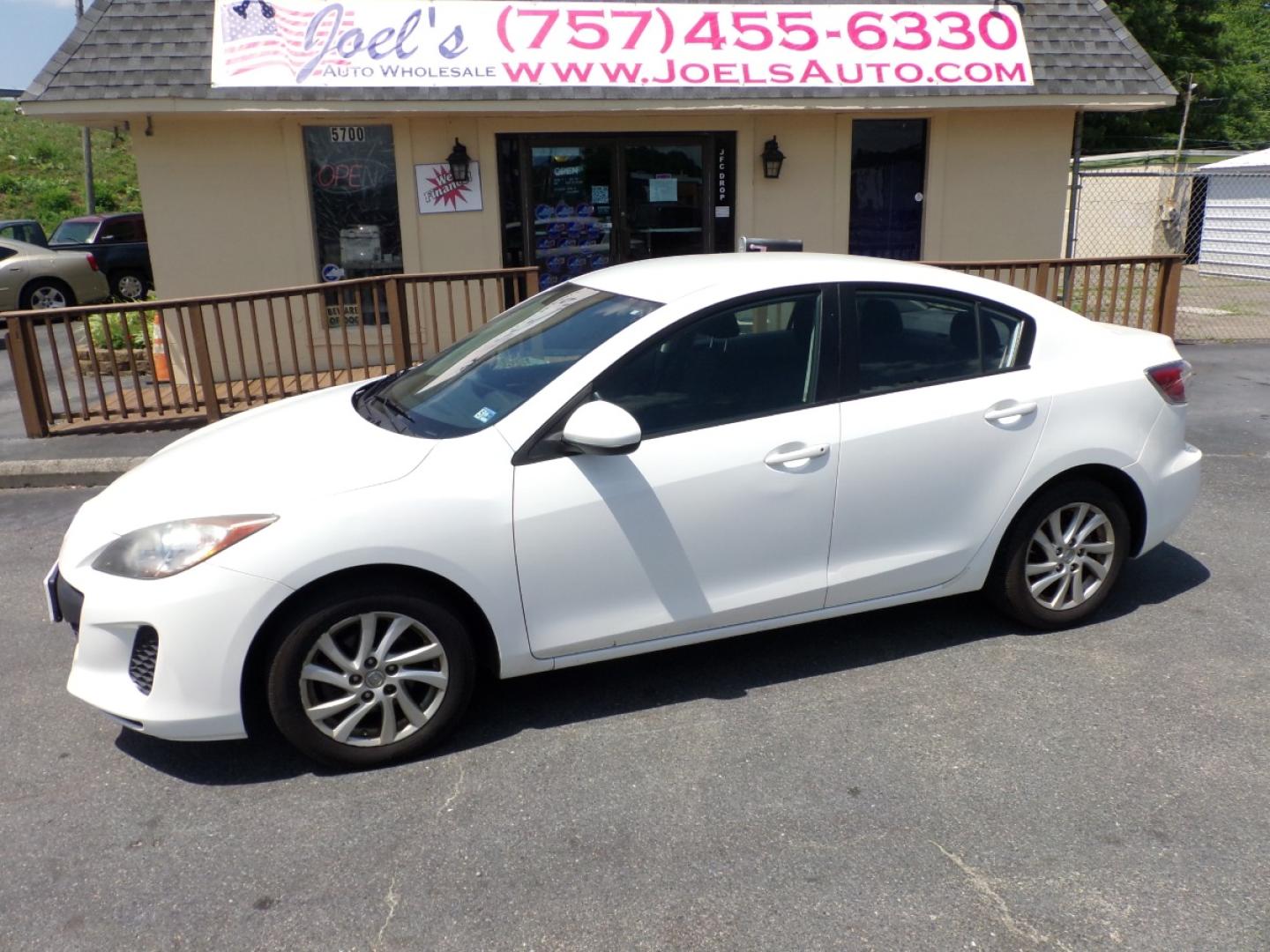 2012 white Mazda MAZDA3 i Touring 4-Door (JM1BL1V79C1) with an 2.0L L4 DOHC 16V engine, located at 5700 Curlew Drive, Norfolk, VA, 23502, (757) 455-6330, 36.841885, -76.209412 - Photo#0