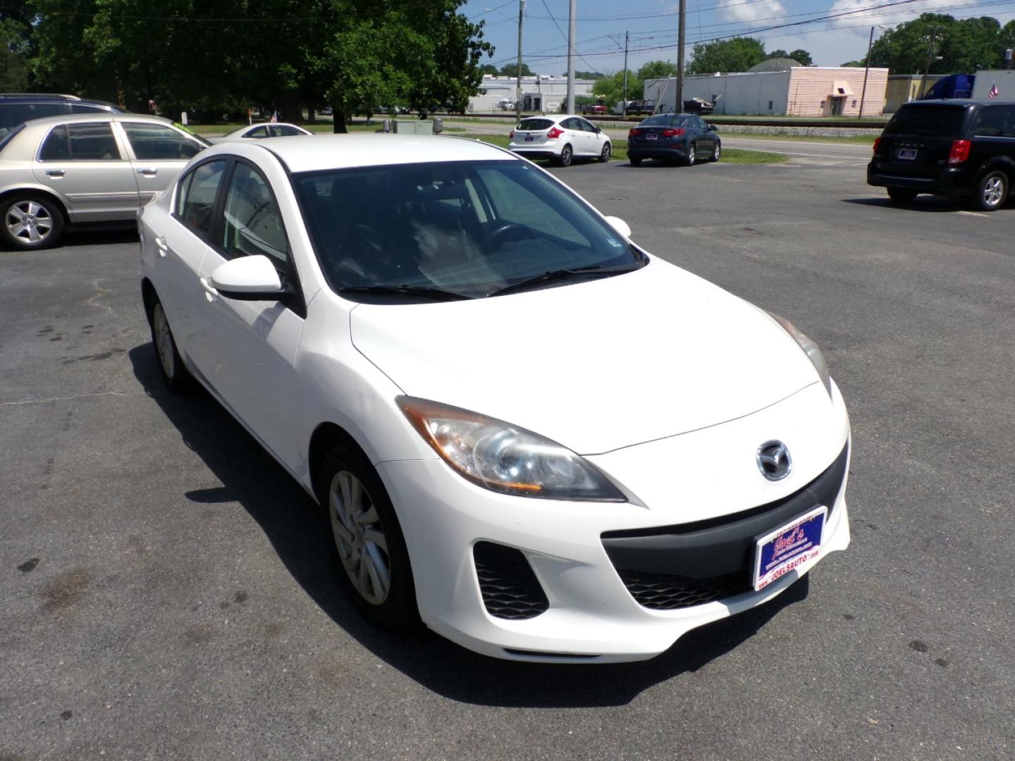 2012 white Mazda MAZDA3 i Touring 4-Door (JM1BL1V79C1) with an 2.0L L4 DOHC 16V engine, located at 5700 Curlew Drive, Norfolk, VA, 23502, (757) 455-6330, 36.841885, -76.209412 - Photo#12