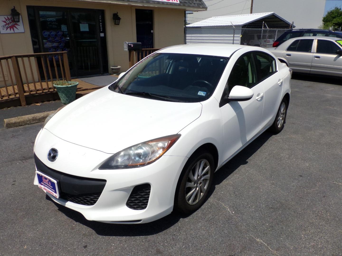 2012 white Mazda MAZDA3 i Touring 4-Door (JM1BL1V79C1) with an 2.0L L4 DOHC 16V engine, located at 5700 Curlew Drive, Norfolk, VA, 23502, (757) 455-6330, 36.841885, -76.209412 - Photo#13