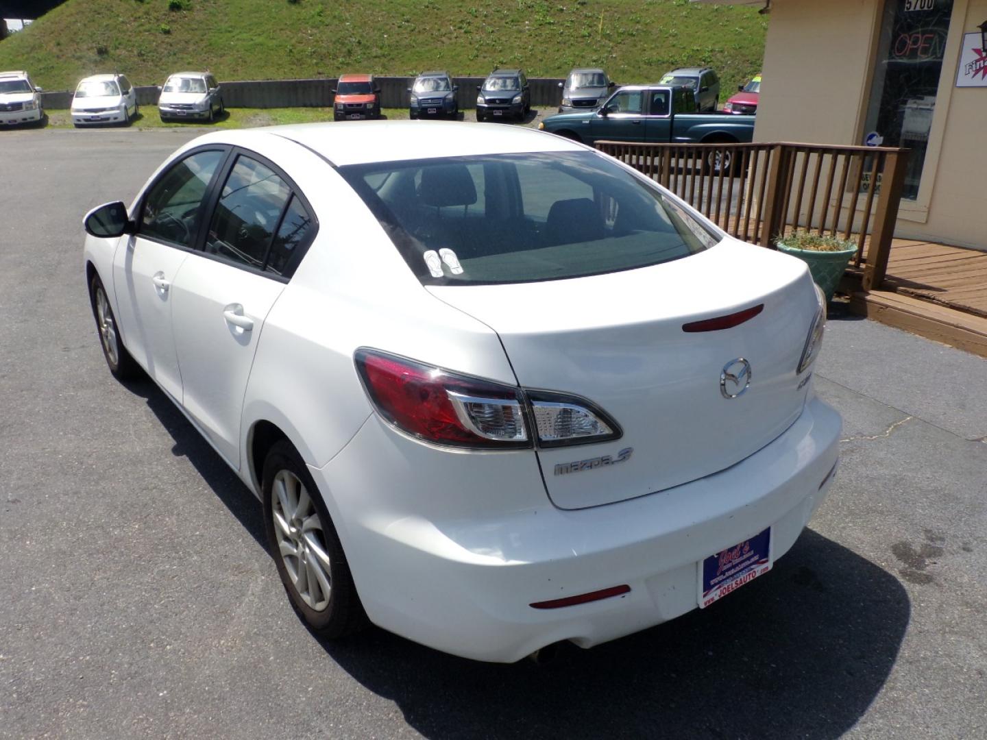 2012 white Mazda MAZDA3 i Touring 4-Door (JM1BL1V79C1) with an 2.0L L4 DOHC 16V engine, located at 5700 Curlew Drive, Norfolk, VA, 23502, (757) 455-6330, 36.841885, -76.209412 - Photo#18