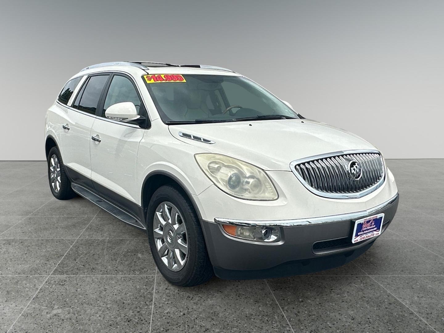 2012 White Buick Enclave Leather FWD (5GAKRCED3CJ) with an 3.6L V6 DOHC 24V engine, 6-Speed Automatic Overdrive transmission, located at 5700 Curlew Drive, Norfolk, VA, 23502, (757) 455-6330, 36.841885, -76.209412 - Photo#6