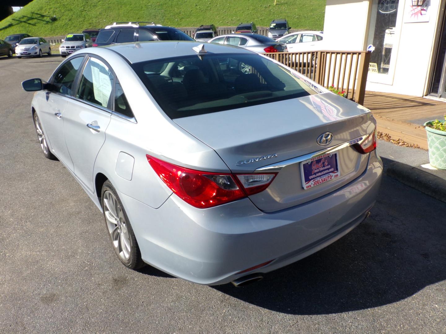 2012 Blue Hyundai Sonata Limited Auto (5NPEC4AC4CH) with an 2.4L L4 DOHC 16V engine, 6-Speed Automatic transmission, located at 5700 Curlew Drive, Norfolk, VA, 23502, (757) 455-6330, 36.841885, -76.209412 - Photo#10