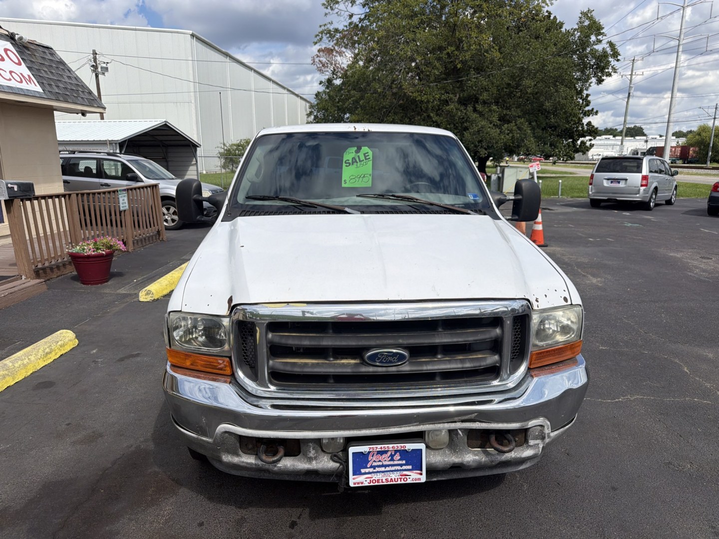 1999 White Ford F-250 SD Lariat SuperCab LWB 2WD (1FTNX20F3XE) with an 7.3L V8 OHV 16V TURBO DIESEL engine, located at 5700 Curlew Drive, Norfolk, VA, 23502, (757) 455-6330, 36.841885, -76.209412- Photo#4
