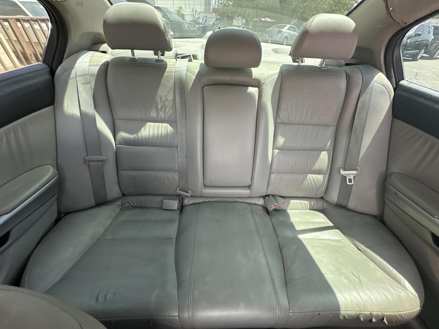 2010 Grey Honda Accord EX-L Sedan AT (1HGCP2F81AA) with an 2.4L L4 DOHC 16V engine, 5-Speed Automatic transmission, located at 5700 Curlew Drive, Norfolk, VA, 23502, (757) 455-6330, 36.841885, -76.209412 - Photo#9