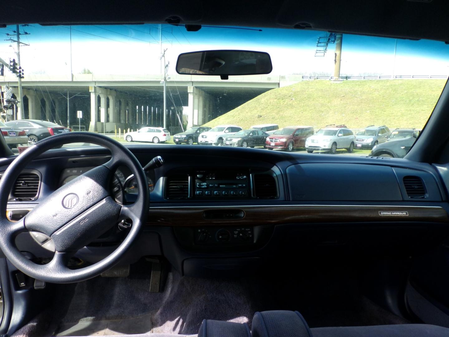 1996 White /blue Mercury Grand Marquis GS (2MELM74WXTX) with an 4.6L V8 SOHC 16V engine, 4-Speed Automatic Overdrive transmission, located at 5700 Curlew Drive, Norfolk, VA, 23502, (757) 455-6330, 36.841885, -76.209412 - Photo#7