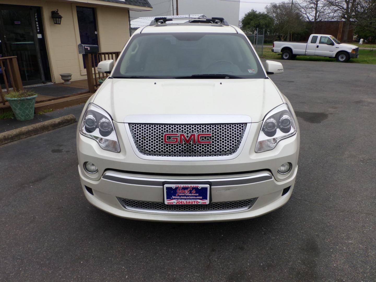 2011 WHITE GMC Acadia Denali AWD (1GKKVTED3BJ) with an 3.6L V6 DOHC 24V engine, 6-Speed Automatic transmission, located at 5700 Curlew Drive, Norfolk, VA, 23502, (757) 455-6330, 36.841885, -76.209412 - Photo#3