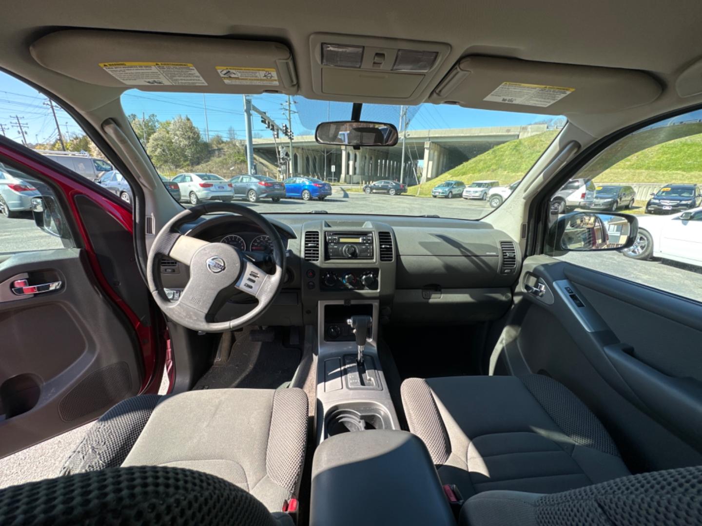 2010 Burgundy Nissan Pathfinder LE 4WD (5N1AR1NB8AC) with an 4.0L V6 DOHC 24V engine, 5-Speed Automatic transmission, located at 5700 Curlew Drive, Norfolk, VA, 23502, (757) 455-6330, 36.841885, -76.209412 - Photo#8