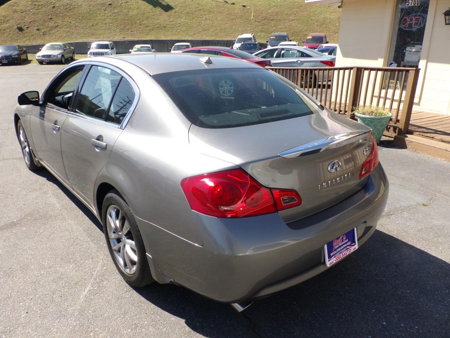 2008 Grey Infiniti G35 x AWD (JNKBV61F08M) with an 3.5L V6 DOHC 24V engine, 5-Speed Automatic Overdrive transmission, located at 5700 Curlew Drive, Norfolk, VA, 23502, (757) 455-6330, 36.841885, -76.209412 - Photo#12