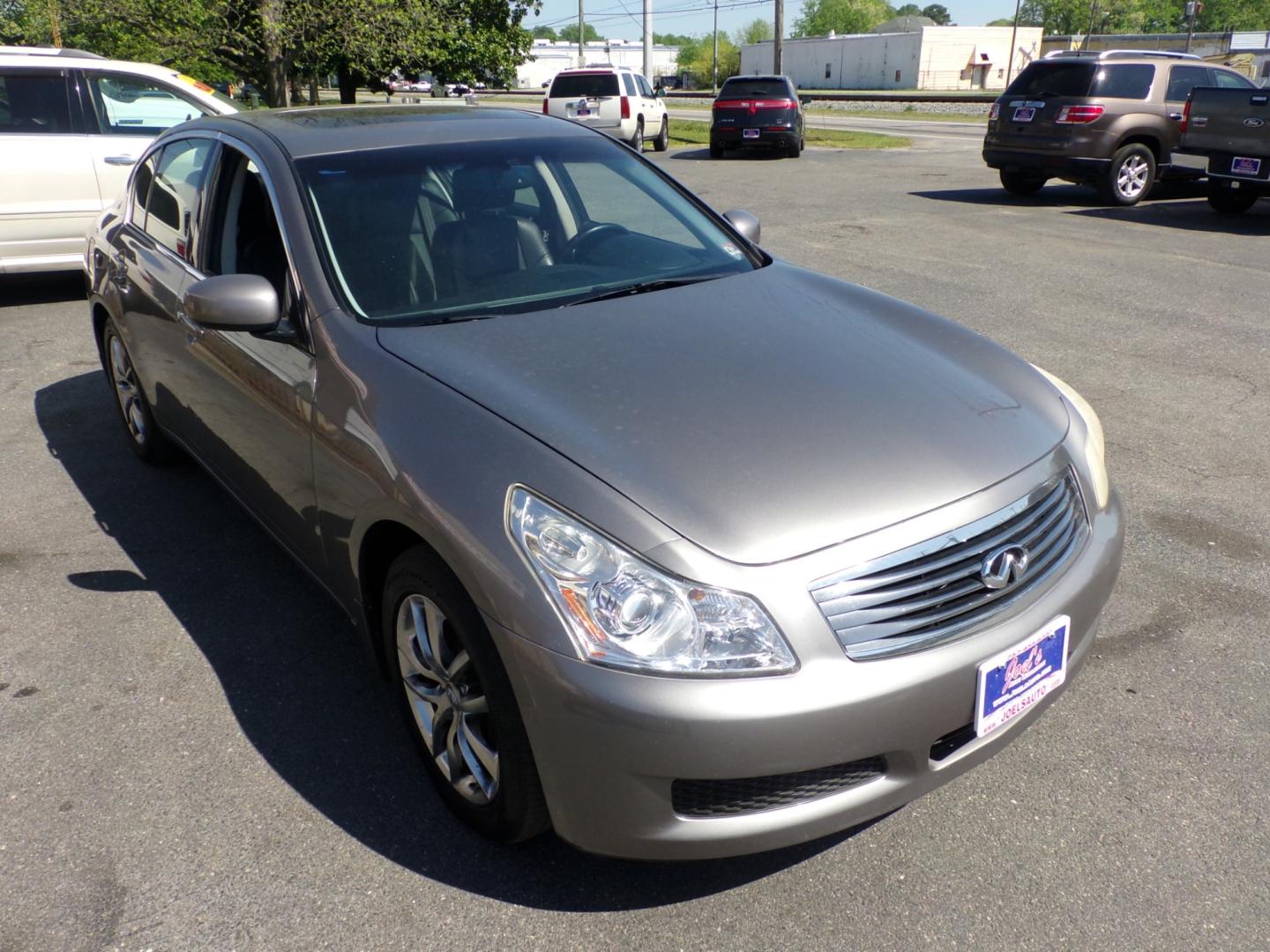 2008 Grey Infiniti G35 x AWD (JNKBV61F08M) with an 3.5L V6 DOHC 24V engine, 5-Speed Automatic Overdrive transmission, located at 5700 Curlew Drive, Norfolk, VA, 23502, (757) 455-6330, 36.841885, -76.209412 - Photo#4