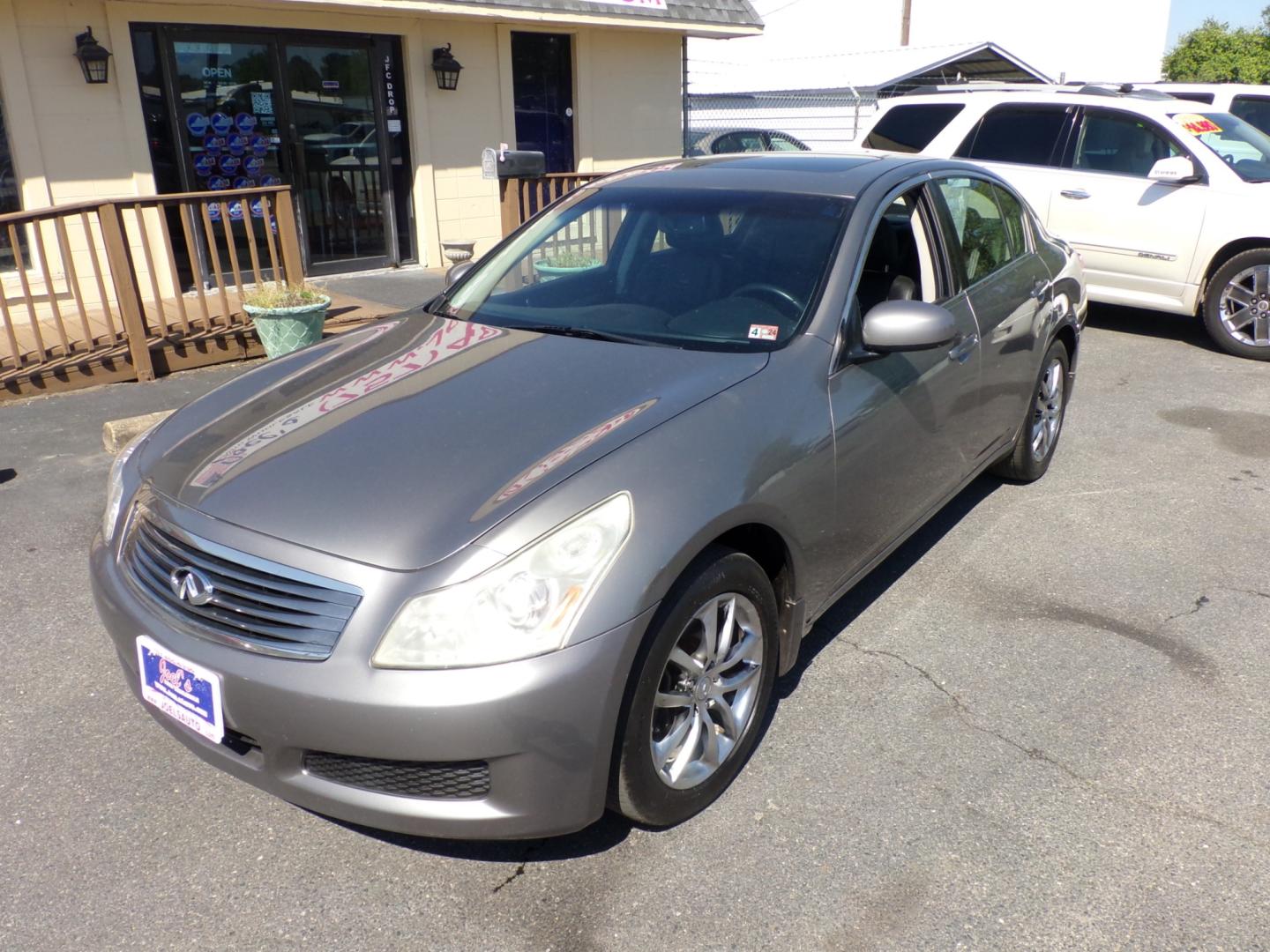 2008 Grey Infiniti G35 x AWD (JNKBV61F08M) with an 3.5L V6 DOHC 24V engine, 5-Speed Automatic Overdrive transmission, located at 5700 Curlew Drive, Norfolk, VA, 23502, (757) 455-6330, 36.841885, -76.209412 - Photo#5