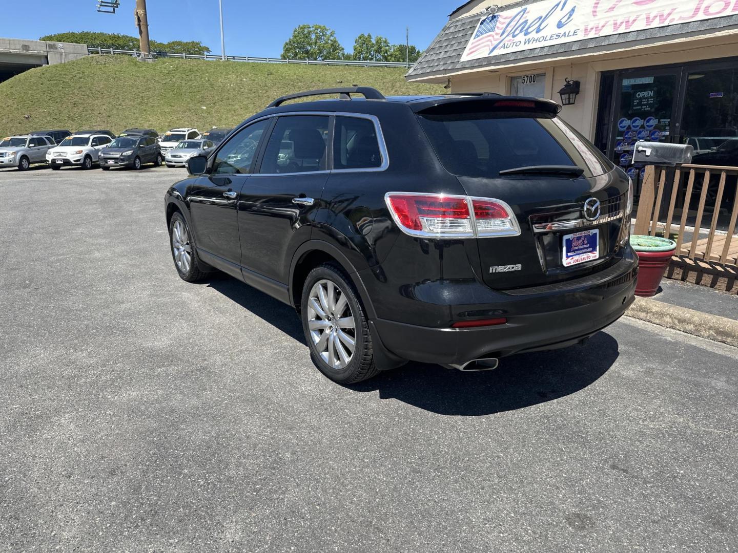 2007 Black Mazda CX-9 Grand Touring AWD (JM3TB38CX70) with an 3.5L V6 DOHC 24V engine, 6-Speed Automatic Overdrive transmission, located at 5700 Curlew Drive, Norfolk, VA, 23502, (757) 455-6330, 36.841885, -76.209412 - Photo#1