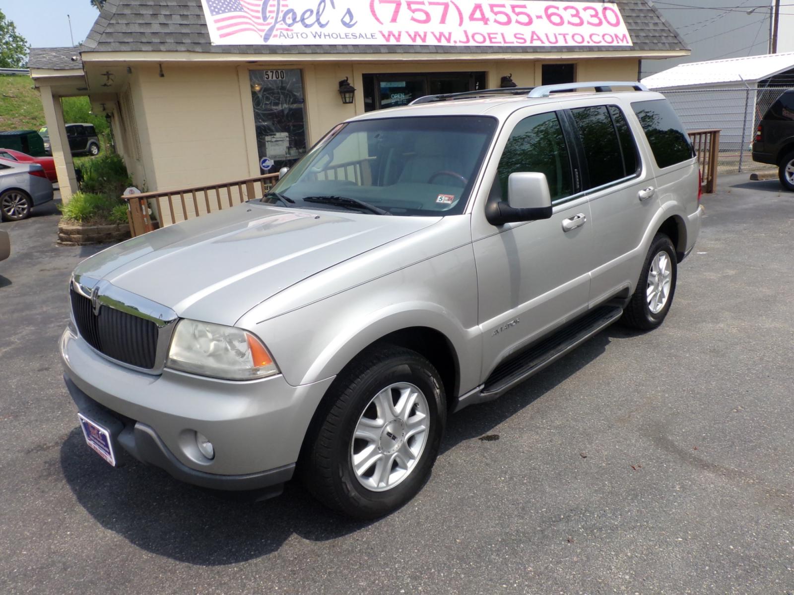 2004 Silver Lincoln Aviator 2WD Luxury (5LMEU68H94Z) with an 4.6L V8 DOHC 32V engine, 5-Speed Automatic Overdrive transmission, located at 5700 Curlew Drive, Norfolk, VA, 23502, (757) 455-6330, 36.841885, -76.209412 - Photo #0