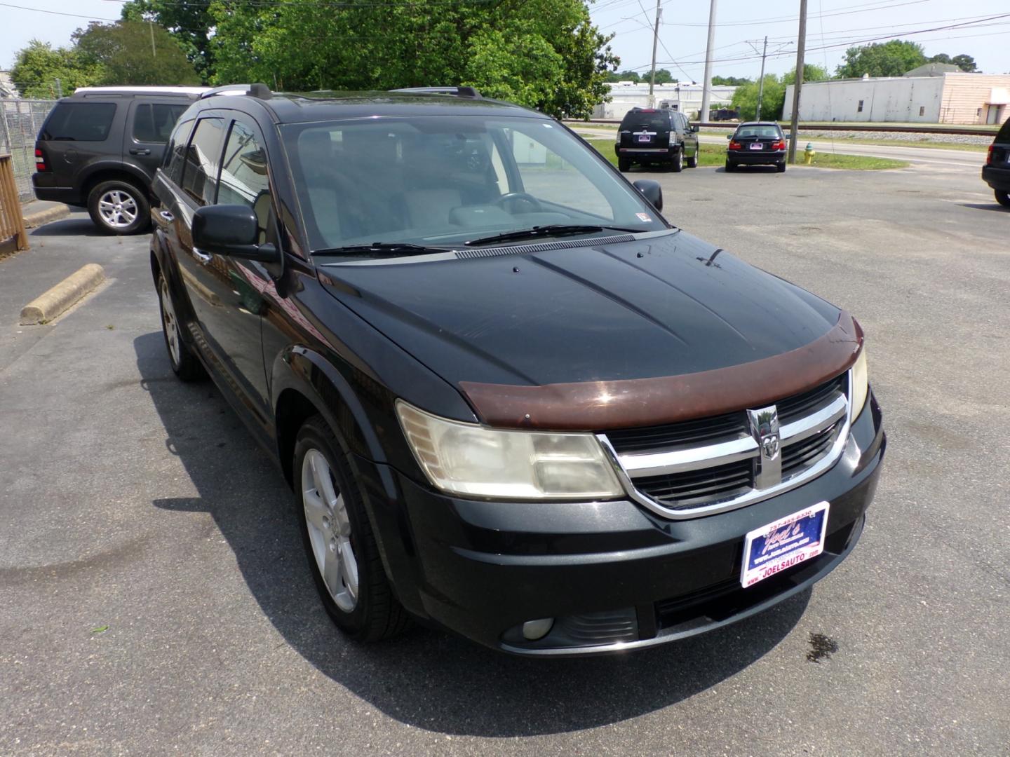 2009 Black Dodge Journey RT AWD (3D4GH67V59T) with an 3.5L V6 SOHC 24V engine, 6-Speed Automatic transmission, located at 5700 Curlew Drive, Norfolk, VA, 23502, (757) 455-6330, 36.841885, -76.209412 - Photo#4