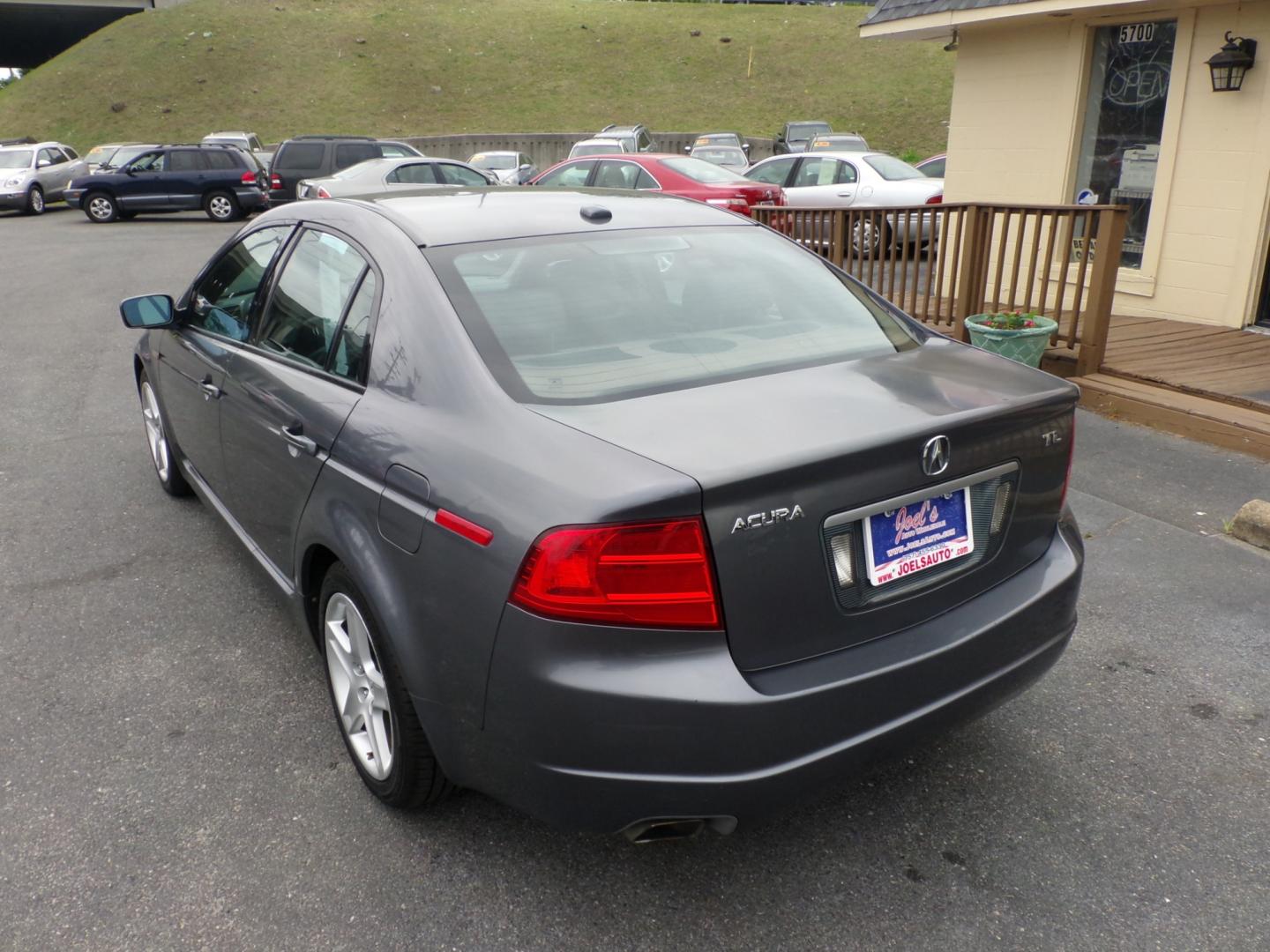 2005 Grey Acura TL 5-Speed AT (19UUA66255A) with an 3.2L V6 SOHC 24V engine, 5-Speed Automatic Overdrive transmission, located at 5700 Curlew Drive, Norfolk, VA, 23502, (757) 455-6330, 36.841885, -76.209412 - Photo#10