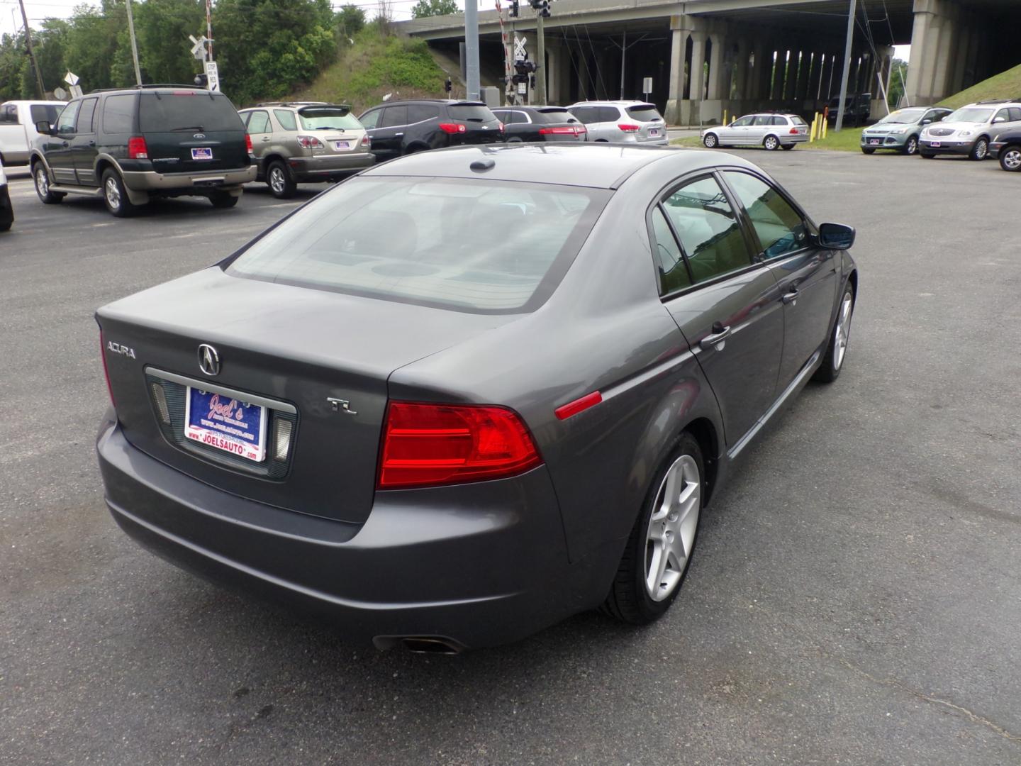 2005 Grey Acura TL 5-Speed AT (19UUA66255A) with an 3.2L V6 SOHC 24V engine, 5-Speed Automatic Overdrive transmission, located at 5700 Curlew Drive, Norfolk, VA, 23502, (757) 455-6330, 36.841885, -76.209412 - Photo#12