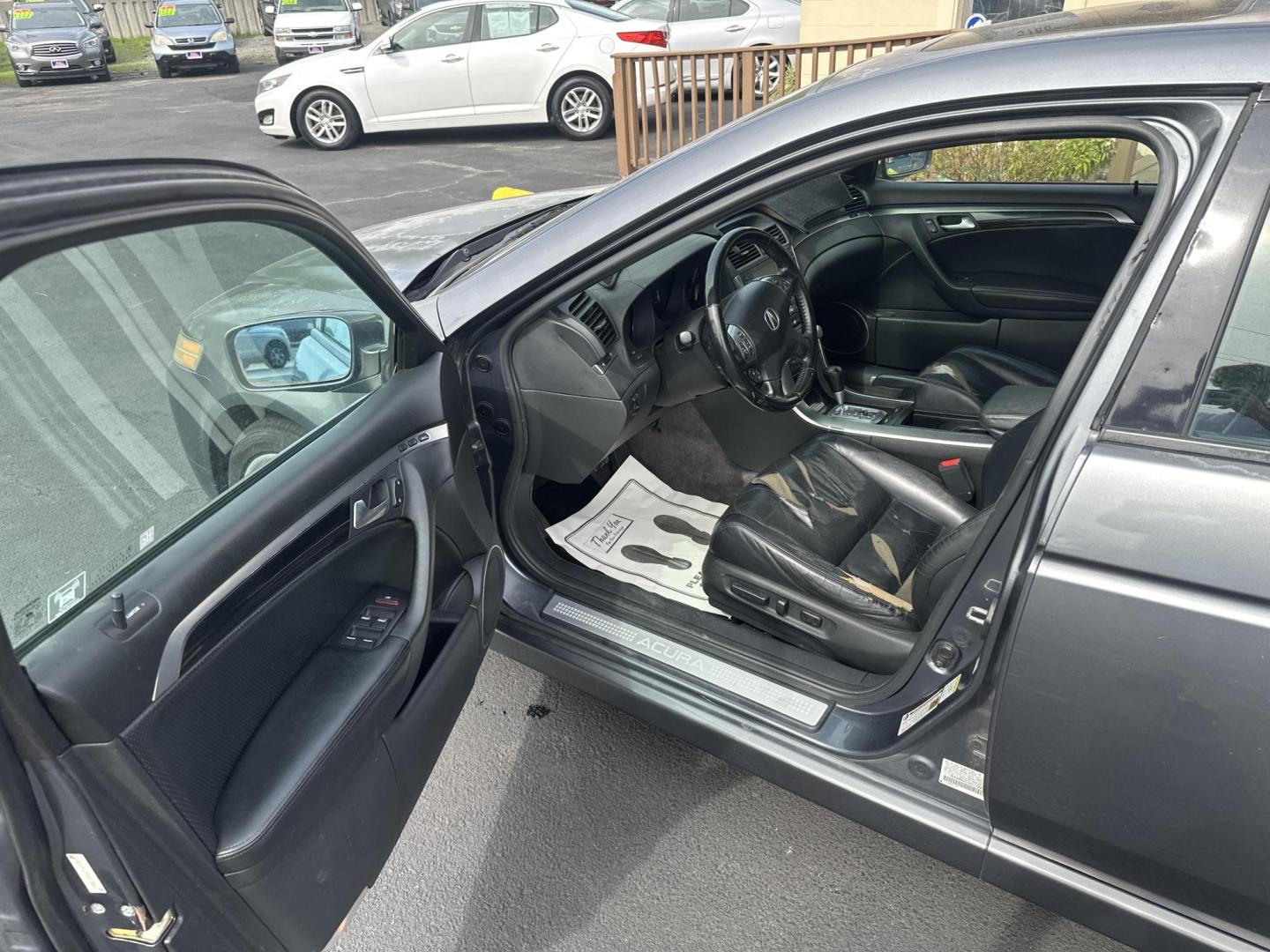 2005 Grey Acura TL 5-Speed AT (19UUA66255A) with an 3.2L V6 SOHC 24V engine, 5-Speed Automatic Overdrive transmission, located at 5700 Curlew Drive, Norfolk, VA, 23502, (757) 455-6330, 36.841885, -76.209412 - Photo#6