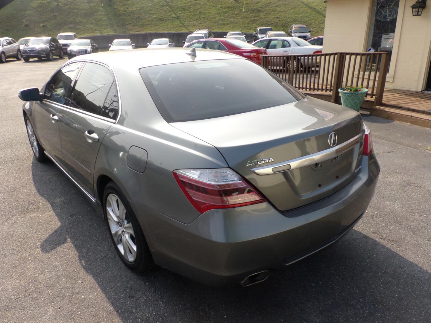 2009 Grey Acura RL CMBS/PAX Package (JH4KB26609C) with an 3.5L V6 SOHC 24V engine, 5-Speed Automatic transmission, located at 5700 Curlew Drive, Norfolk, VA, 23502, (757) 455-6330, 36.841885, -76.209412 - Photo#11