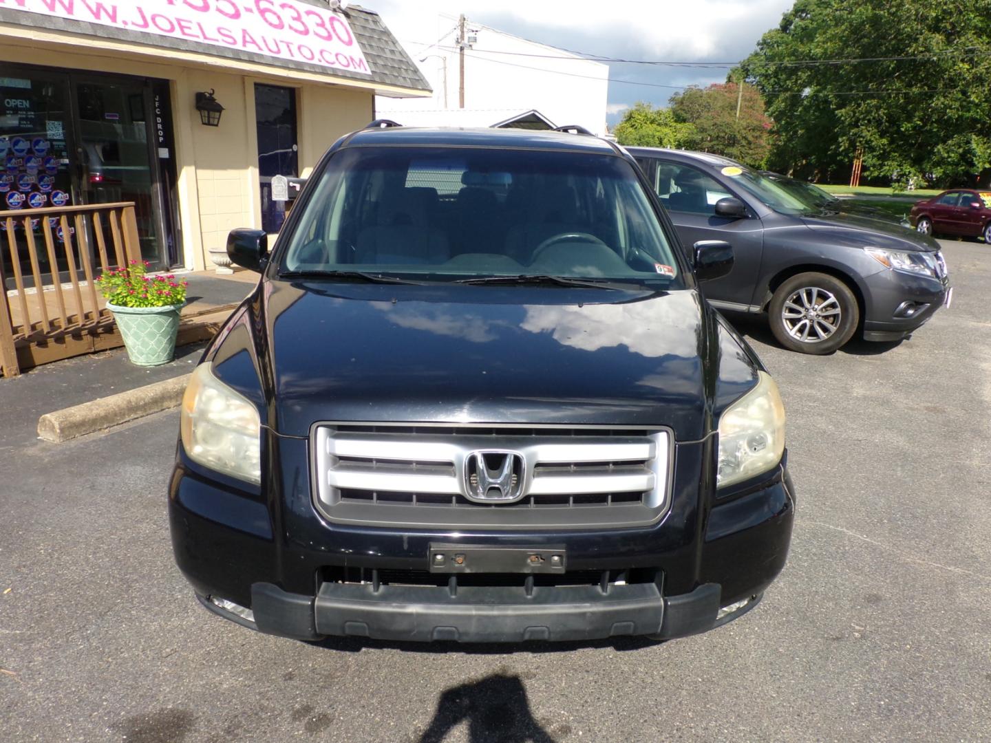 2006 Black Honda Pilot EX (5FNYF28426B) with an 3.5L V6 SOHC 24V engine, 5-Speed Automatic Overdrive transmission, located at 5700 Curlew Drive, Norfolk, VA, 23502, (757) 455-6330, 36.841885, -76.209412 - Photo#2