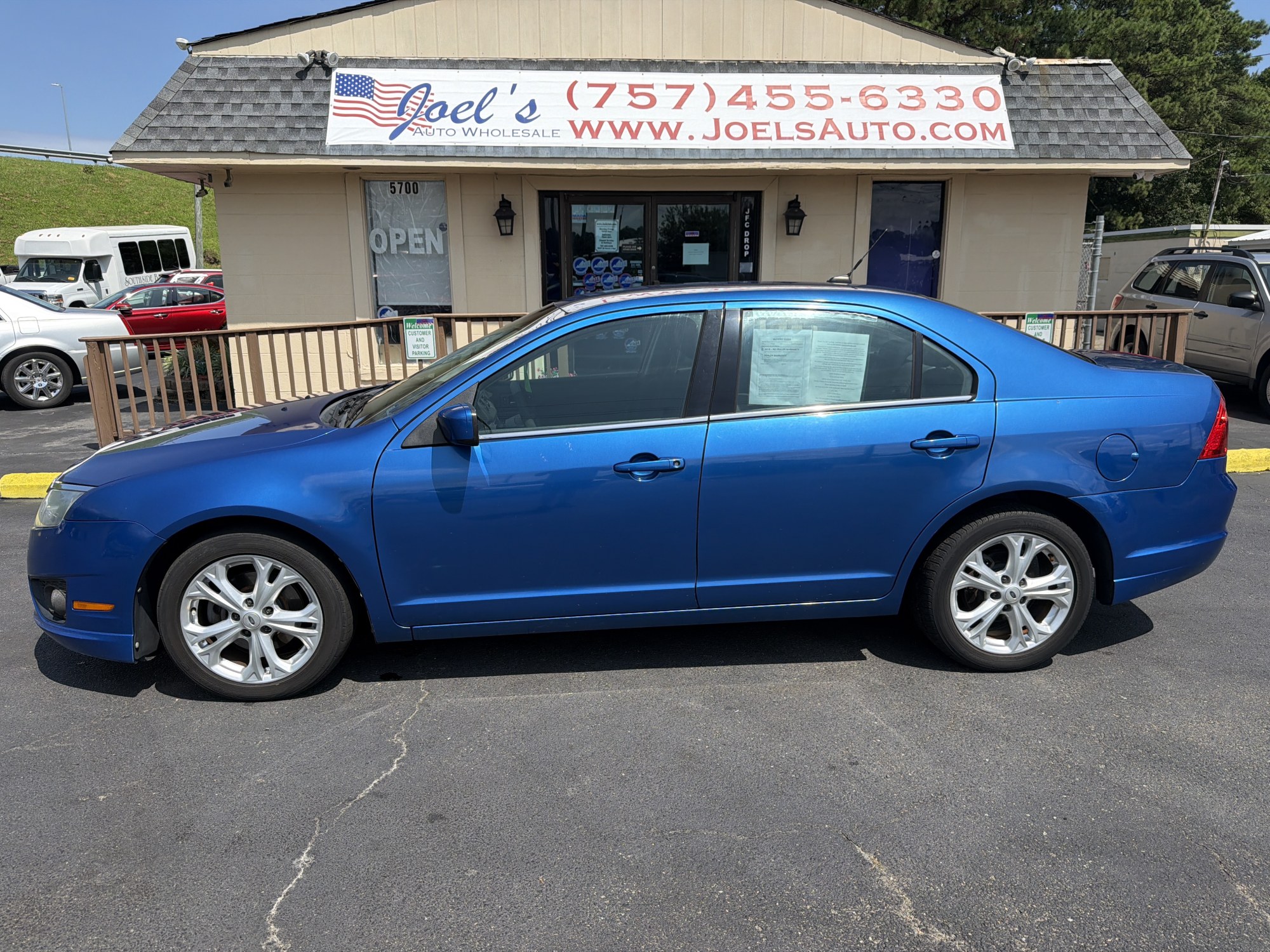 photo of 2012 Ford Fusion SE