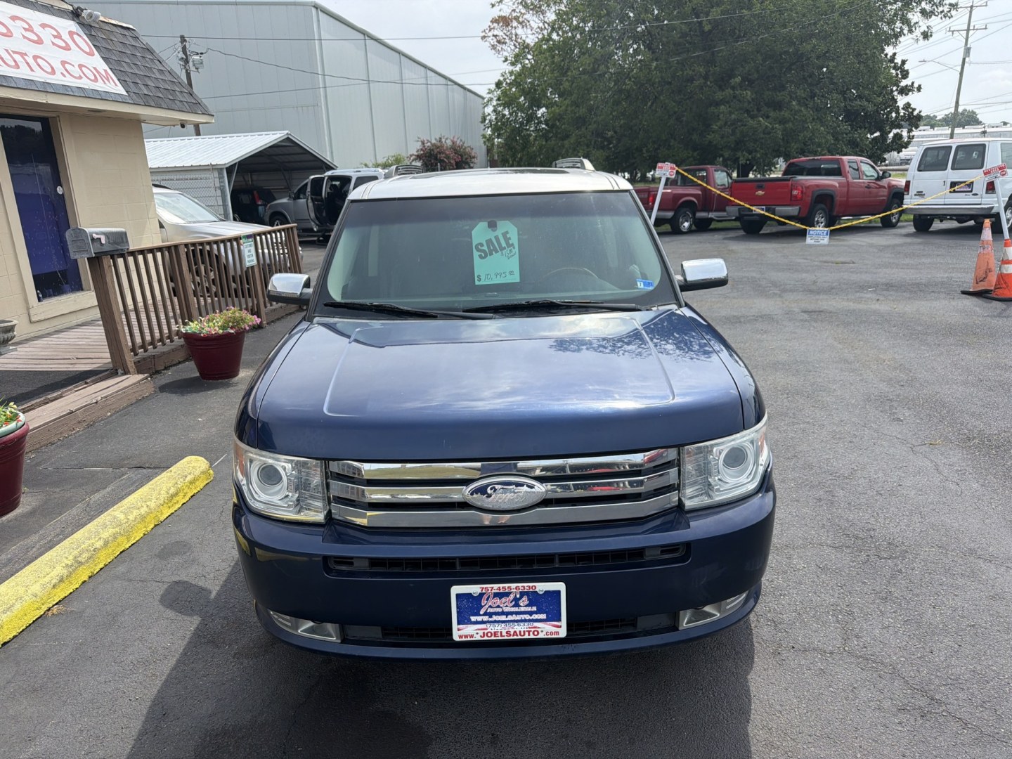 2012 Blue Ford Flex Limited FWD (2FMGK5DC9CB) with an 3.5L V6 DOHC 24V engine, 6-Speed Automatic Overdrive transmission, located at 5700 Curlew Drive, Norfolk, VA, 23502, (757) 455-6330, 36.841885, -76.209412- Photo#4