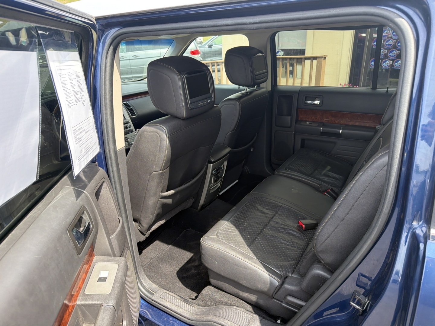 2012 Blue Ford Flex Limited FWD (2FMGK5DC9CB) with an 3.5L V6 DOHC 24V engine, 6-Speed Automatic Overdrive transmission, located at 5700 Curlew Drive, Norfolk, VA, 23502, (757) 455-6330, 36.841885, -76.209412- Photo#7