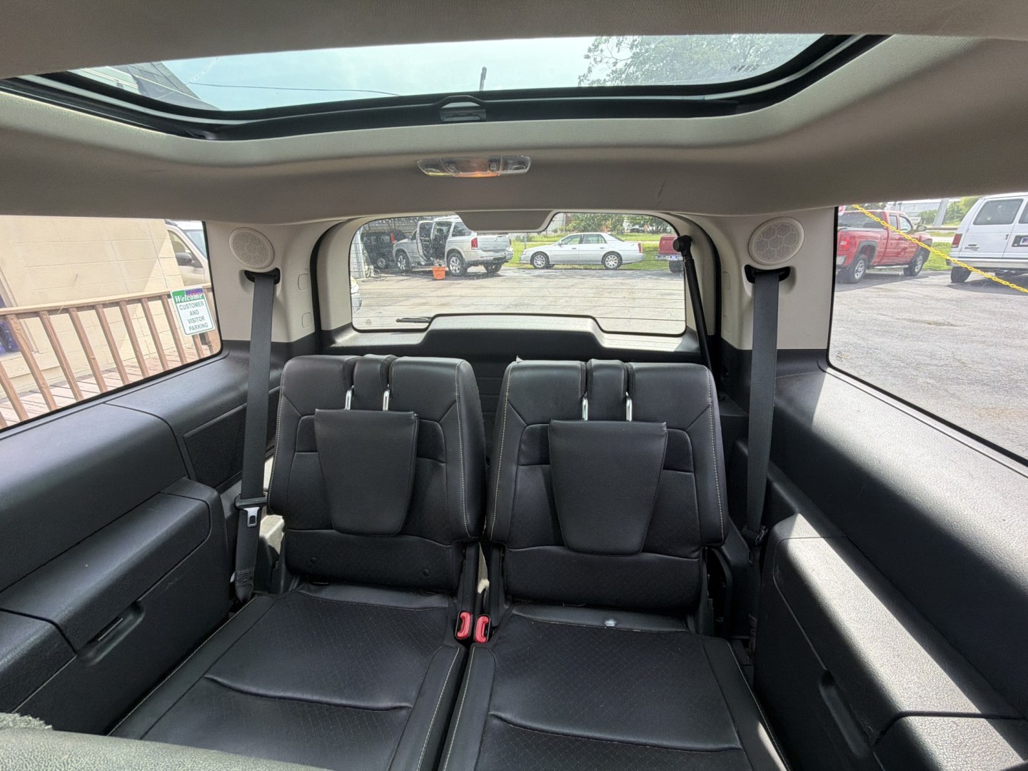 2012 Blue Ford Flex Limited FWD (2FMGK5DC9CB) with an 3.5L V6 DOHC 24V engine, 6-Speed Automatic Overdrive transmission, located at 5700 Curlew Drive, Norfolk, VA, 23502, (757) 455-6330, 36.841885, -76.209412- Photo#9