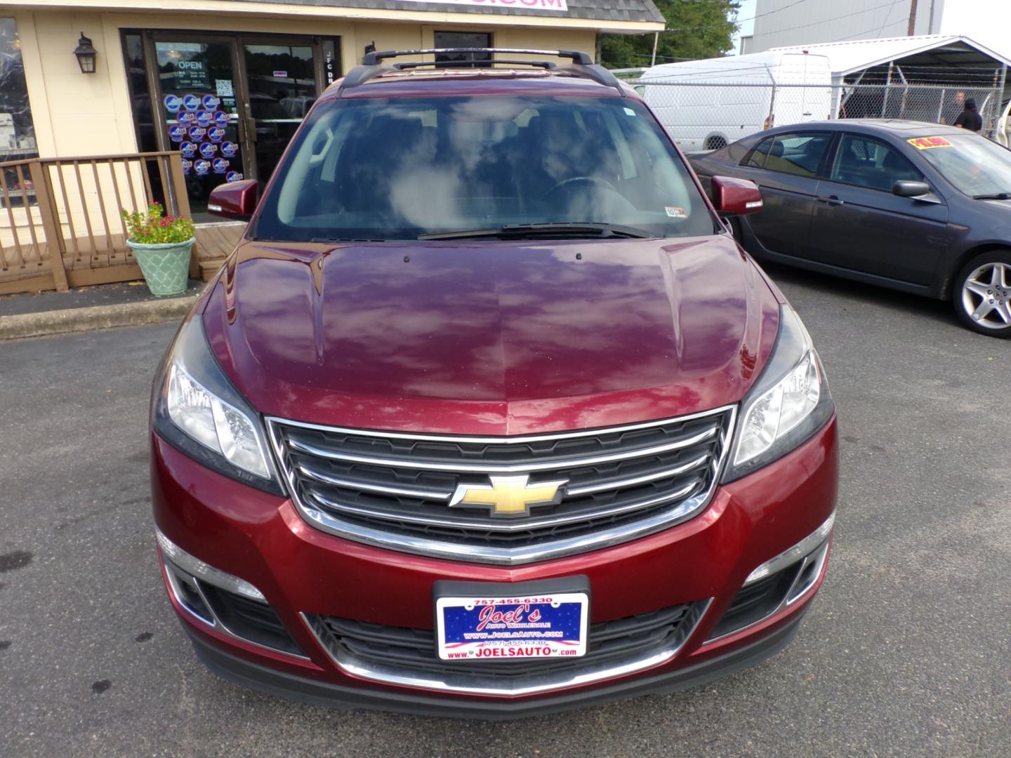 2017 Red Chevrolet Traverse 1LT AWD (1GNKVGKDXHJ) with an 3.6L V6 DOHC 24V engine, 6A transmission, located at 5700 Curlew Drive, Norfolk, VA, 23502, (757) 455-6330, 36.841885, -76.209412 - Photo#2