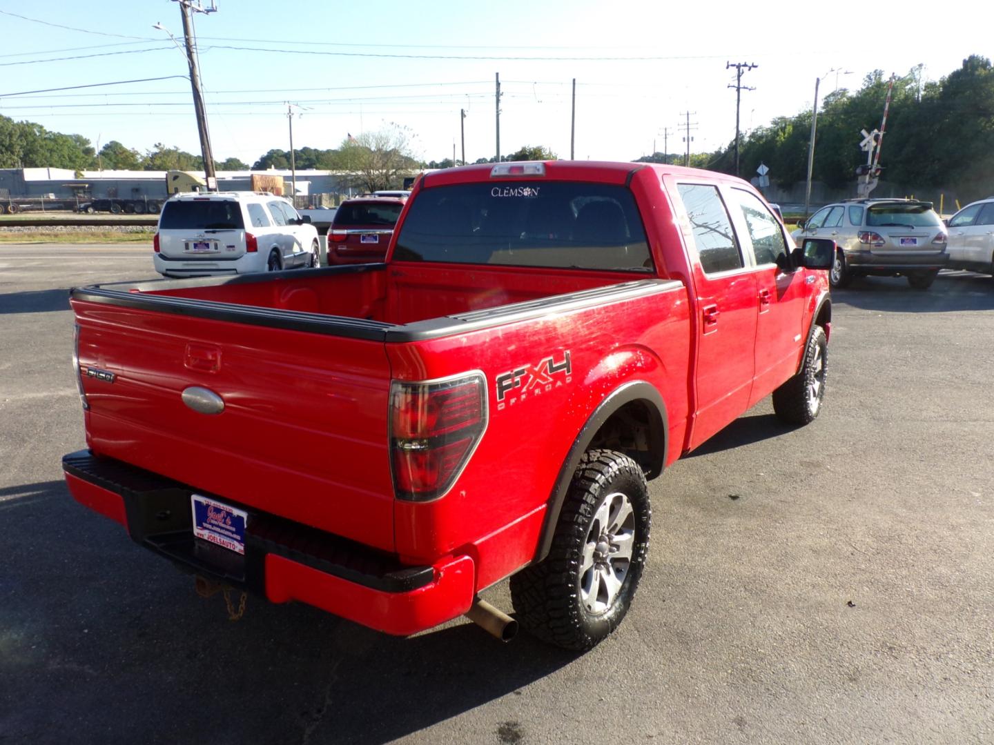 2011 Red Ford F-150 FX4 SuperCrew 5.5-ft. Bed 4WD (1FTFW1ET4BF) with an 3.5L V6 engine, 4-Speed Automatic transmission, located at 5700 Curlew Drive, Norfolk, VA, 23502, (757) 455-6330, 36.841885, -76.209412 - Photo#15