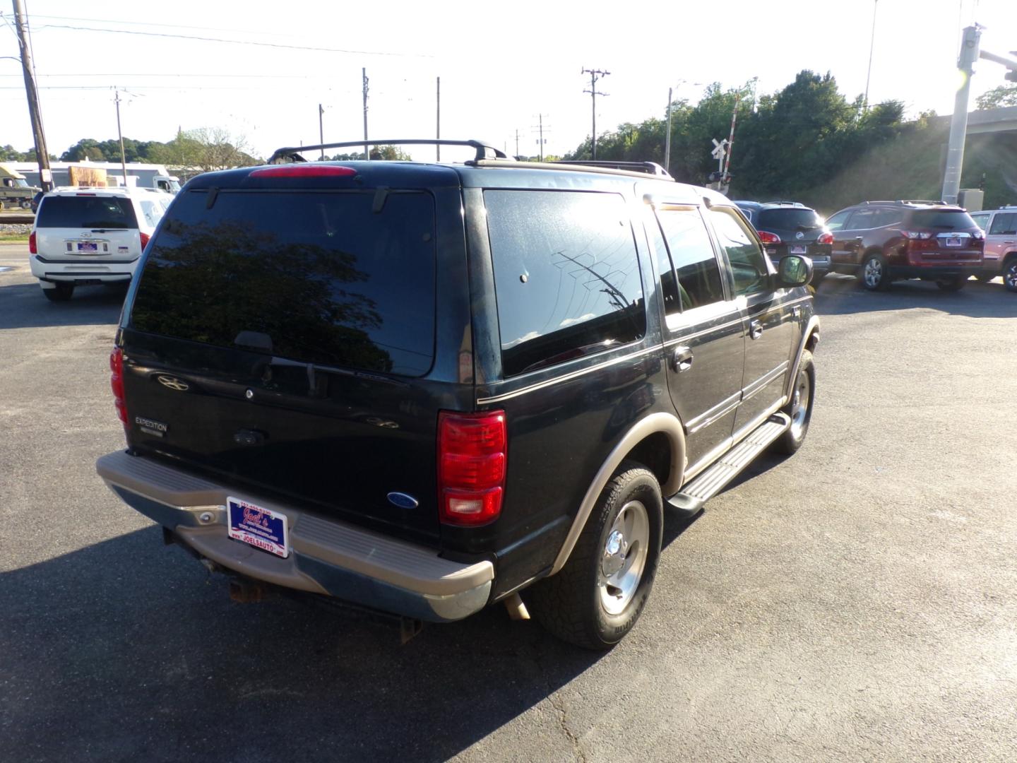 1997 Black Ford Expedition Eddie Bauer 4WD (1FMFU18L3VL) with an 5.4L V8 SOHC 16V engine, 4-Speed Automatic Overdrive transmission, located at 5700 Curlew Drive, Norfolk, VA, 23502, (757) 455-6330, 36.841885, -76.209412 - Photo#18