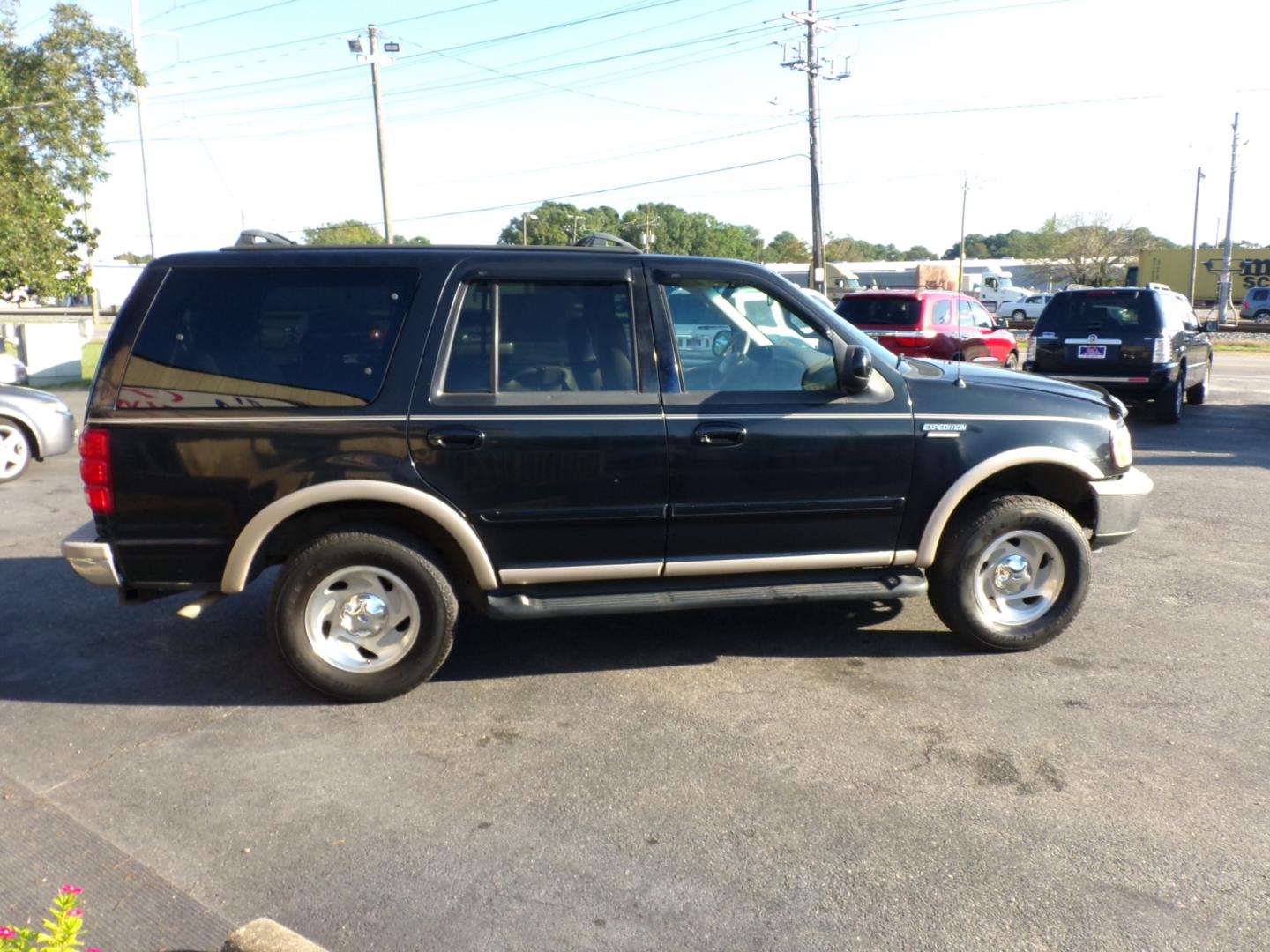 1997 Black Ford Expedition Eddie Bauer 4WD (1FMFU18L3VL) with an 5.4L V8 SOHC 16V engine, 4-Speed Automatic Overdrive transmission, located at 5700 Curlew Drive, Norfolk, VA, 23502, (757) 455-6330, 36.841885, -76.209412 - Photo#19