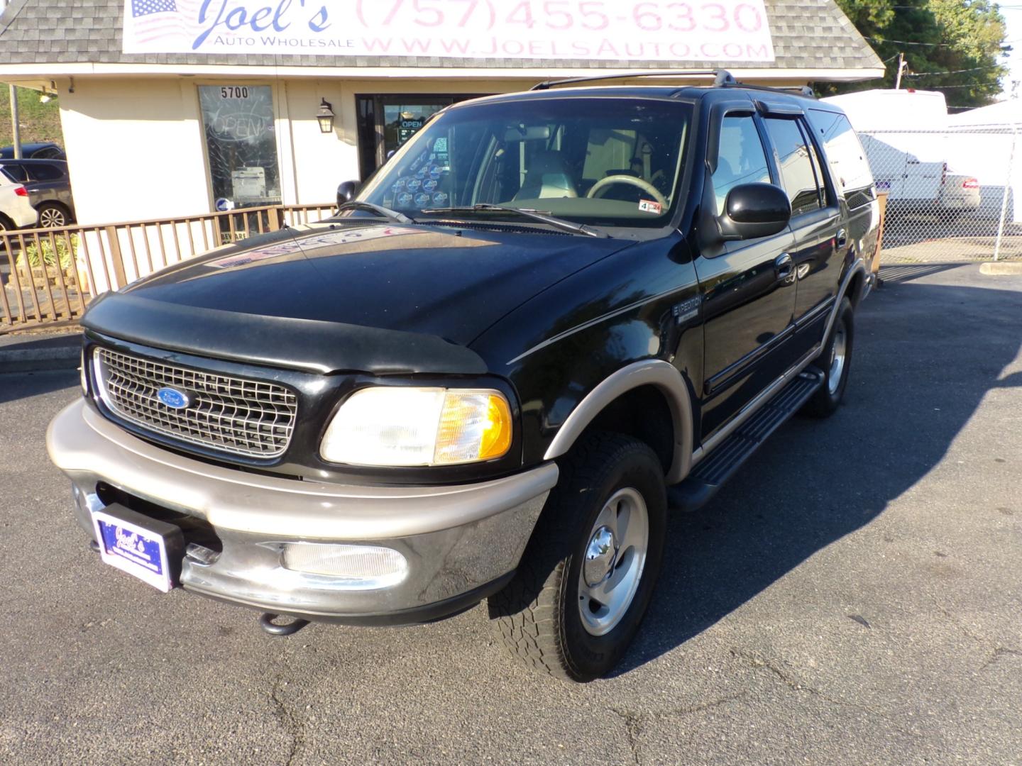 1997 Black Ford Expedition Eddie Bauer 4WD (1FMFU18L3VL) with an 5.4L V8 SOHC 16V engine, 4-Speed Automatic Overdrive transmission, located at 5700 Curlew Drive, Norfolk, VA, 23502, (757) 455-6330, 36.841885, -76.209412 - Photo#5