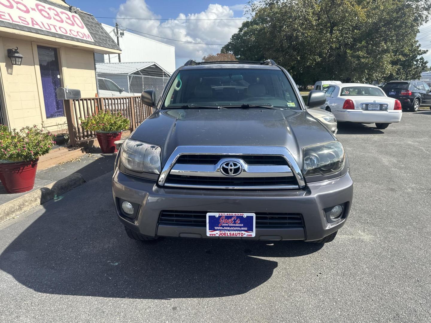 2006 Gray Toyota 4Runner (JTEBU14R560) , located at 5700 Curlew Drive, Norfolk, VA, 23502, (757) 455-6330, 36.841885, -76.209412 - Photo#4