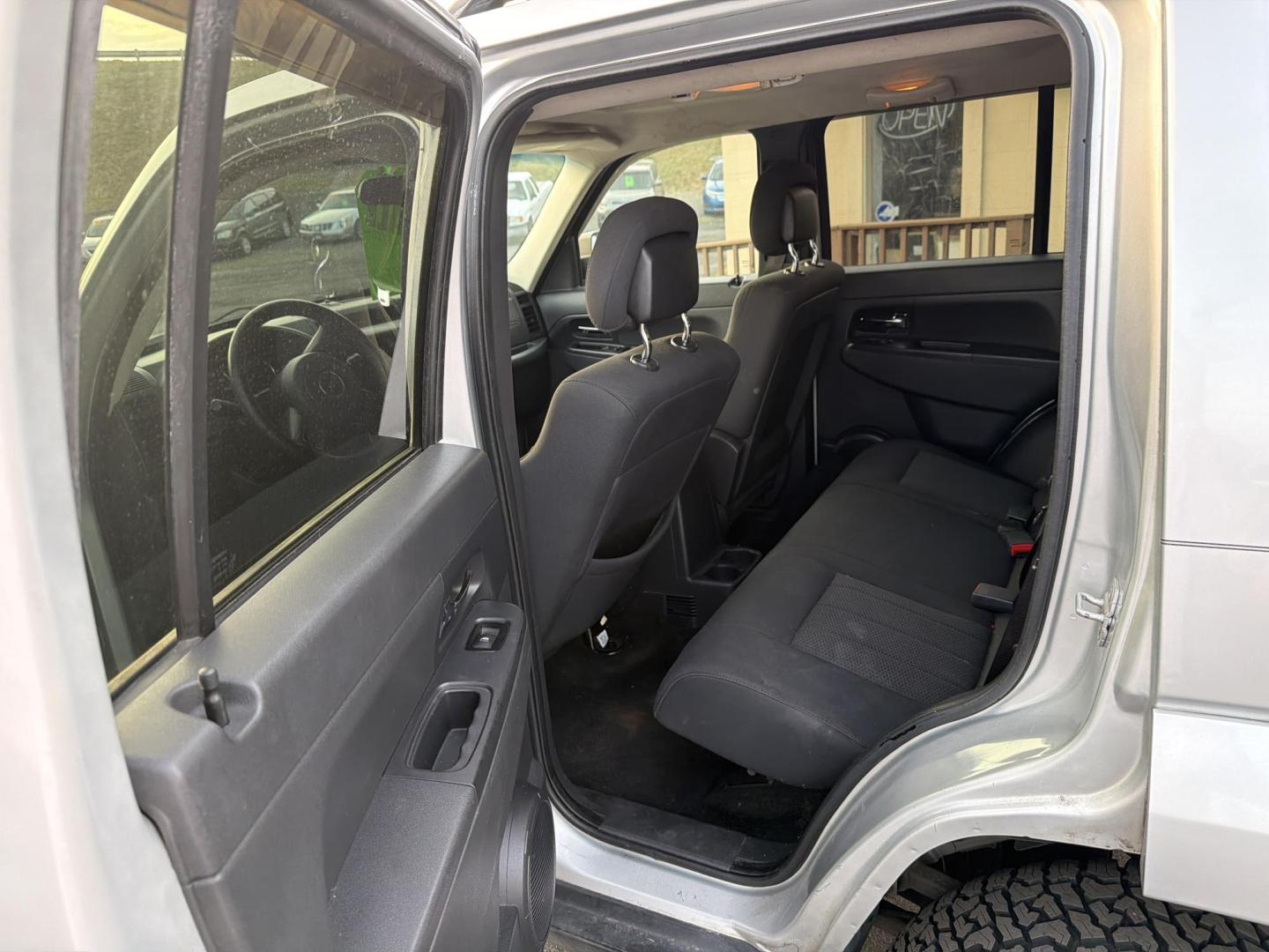 2011 Silver Jeep Liberty (1J4PN2GK1BW) with an 3.7L V6 engine, Automatic transmission, located at 5700 Curlew Drive, Norfolk, VA, 23502, (757) 455-6330, 36.841885, -76.209412 - Photo#7