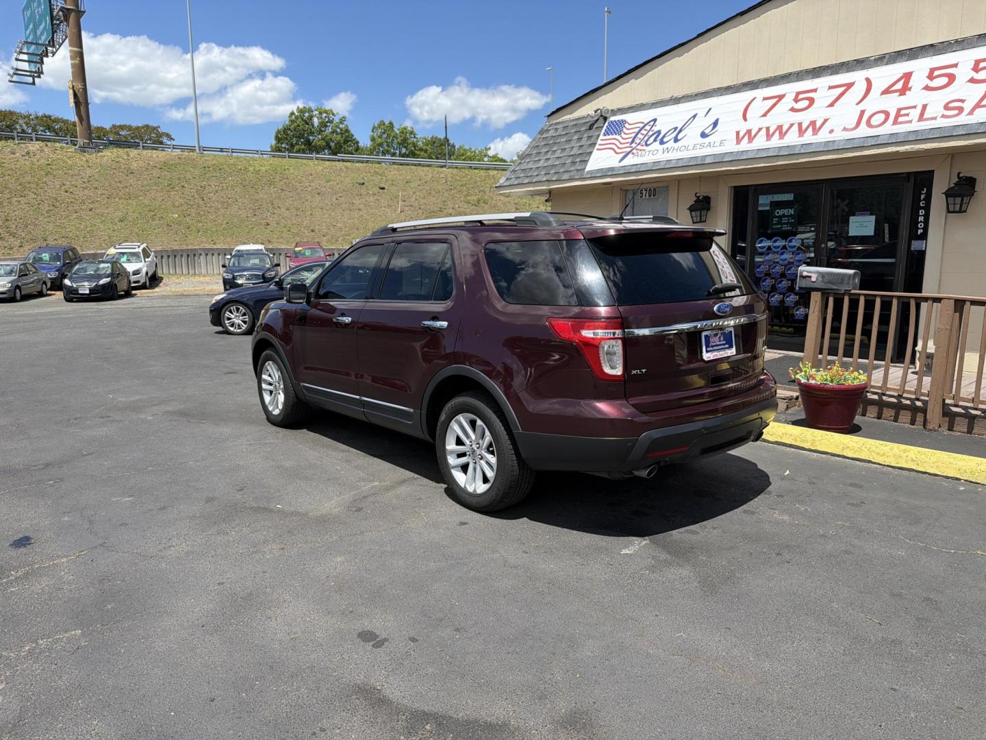 2011 Burgundy Ford Explorer (1FMHK8D8XBG) , located at 5700 Curlew Drive, Norfolk, VA, 23502, (757) 455-6330, 36.841885, -76.209412 - Photo#1