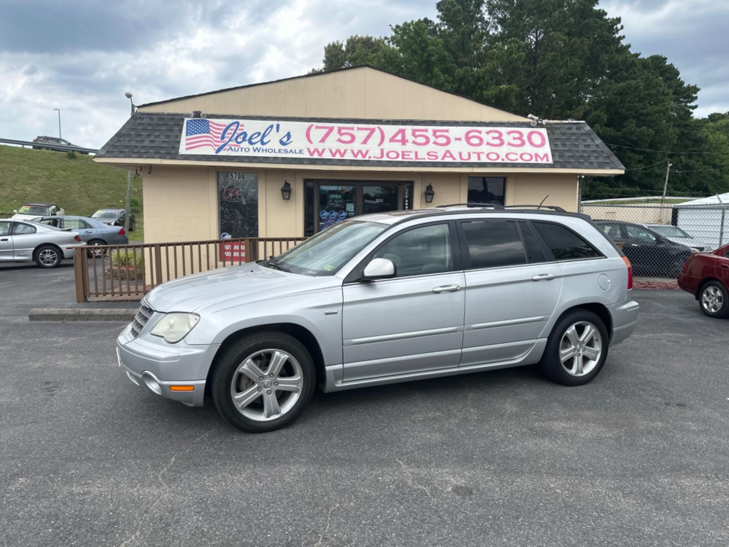 2008 Silver Chrysler Pacifica Touring AWD (2A8GM68X18R) with an 4.0L V6 SOHC 24V engine, 6-Speed Automatic Overdrive transmission, located at 5700 Curlew Drive, Norfolk, VA, 23502, (757) 455-6330, 36.841885, -76.209412 - Photo#0