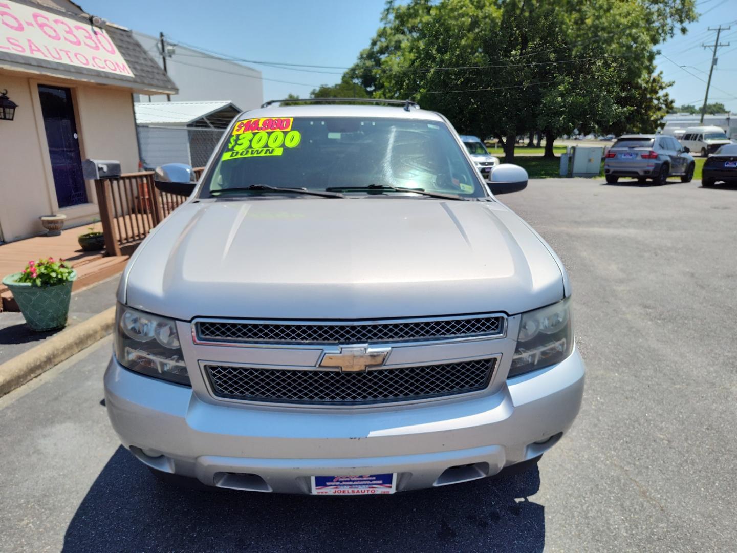 2012 Silver Chevrolet Suburban (1GNSKJE7XCR) , located at 5700 Curlew Drive, Norfolk, VA, 23502, (757) 455-6330, 36.841885, -76.209412 - Photo#3