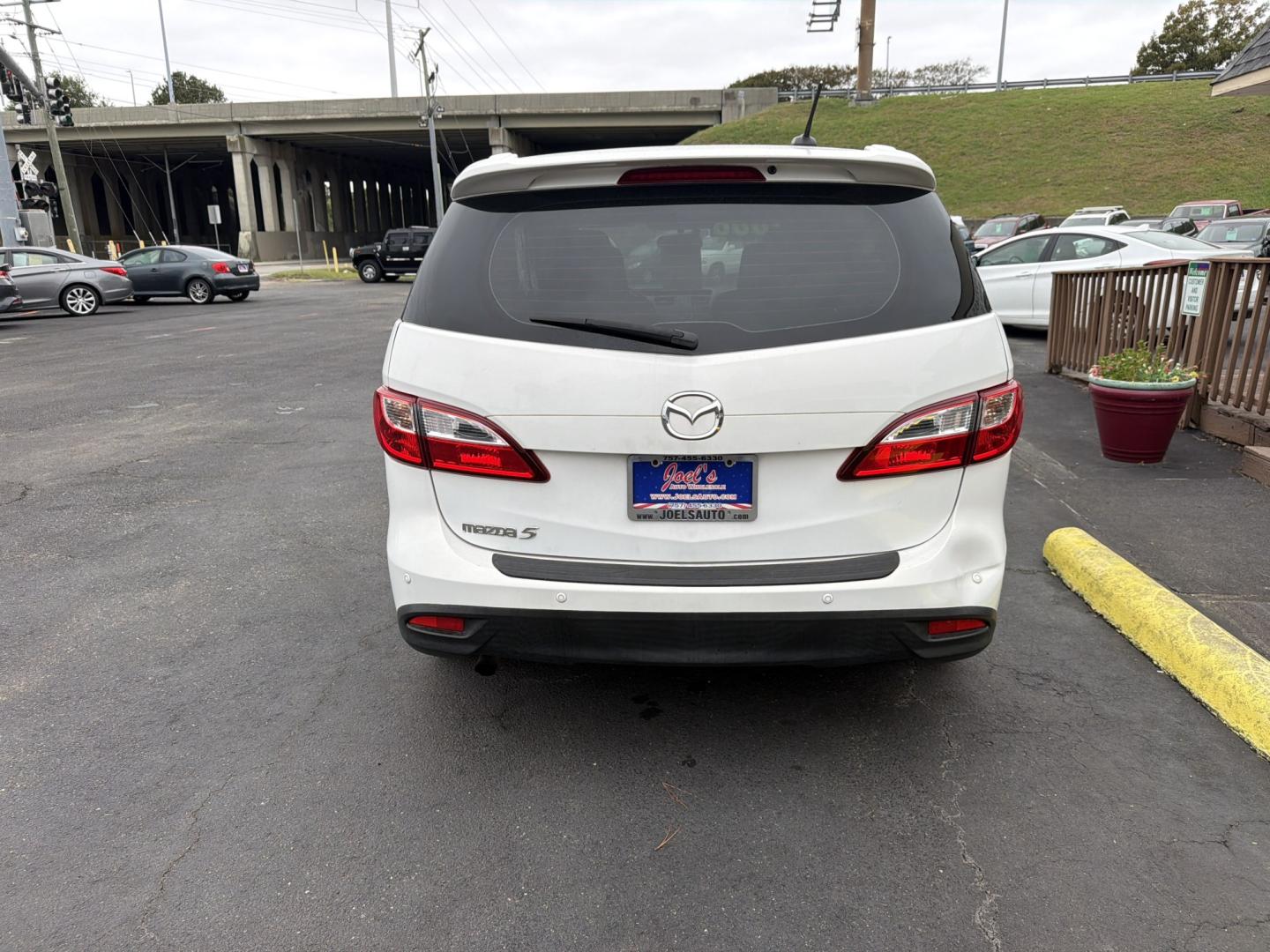 2013 white Mazda MAZDA5 (JM1CW2DLXD0) , located at 5700 Curlew Drive, Norfolk, VA, 23502, (757) 455-6330, 36.841885, -76.209412- Photo#2