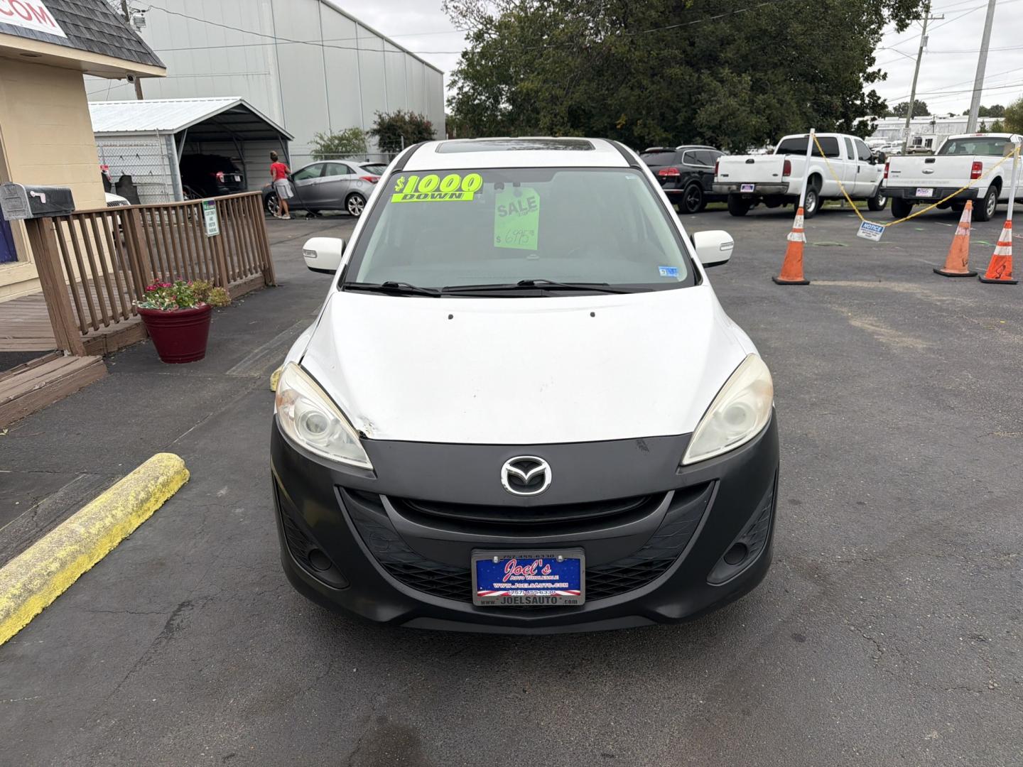 2013 white Mazda MAZDA5 (JM1CW2DLXD0) , located at 5700 Curlew Drive, Norfolk, VA, 23502, (757) 455-6330, 36.841885, -76.209412- Photo#4