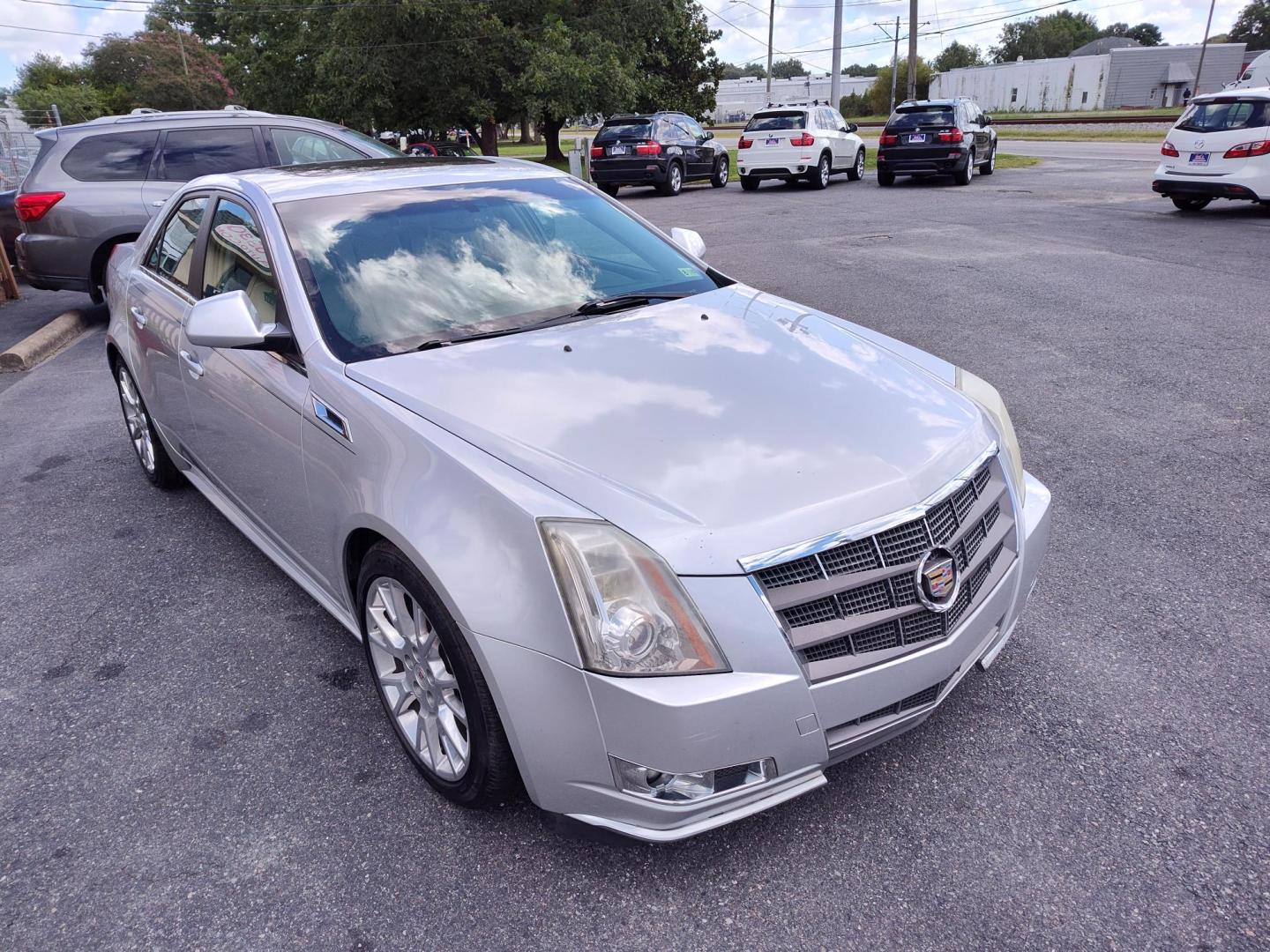 2011 Silver Cadillac CTS 3.6L Premium AWD w/Navi (1G6DS5ED0B0) with an 3.6L V6 DOHC 24V engine, 6-Speed Automatic transmission, located at 5700 Curlew Drive, Norfolk, VA, 23502, (757) 455-6330, 36.841885, -76.209412 - Photo#4