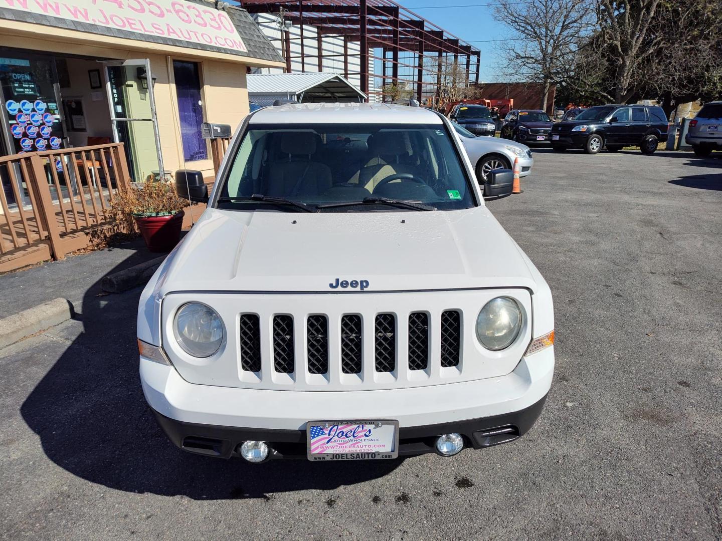 2013 WHITE Jeep Patriot Sport 4WD (1C4NJRBB9DD) with an 2.4L L4 DOHC 16V engine, located at 5700 Curlew Drive, Norfolk, VA, 23502, (757) 455-6330, 36.841885, -76.209412 - Photo#1