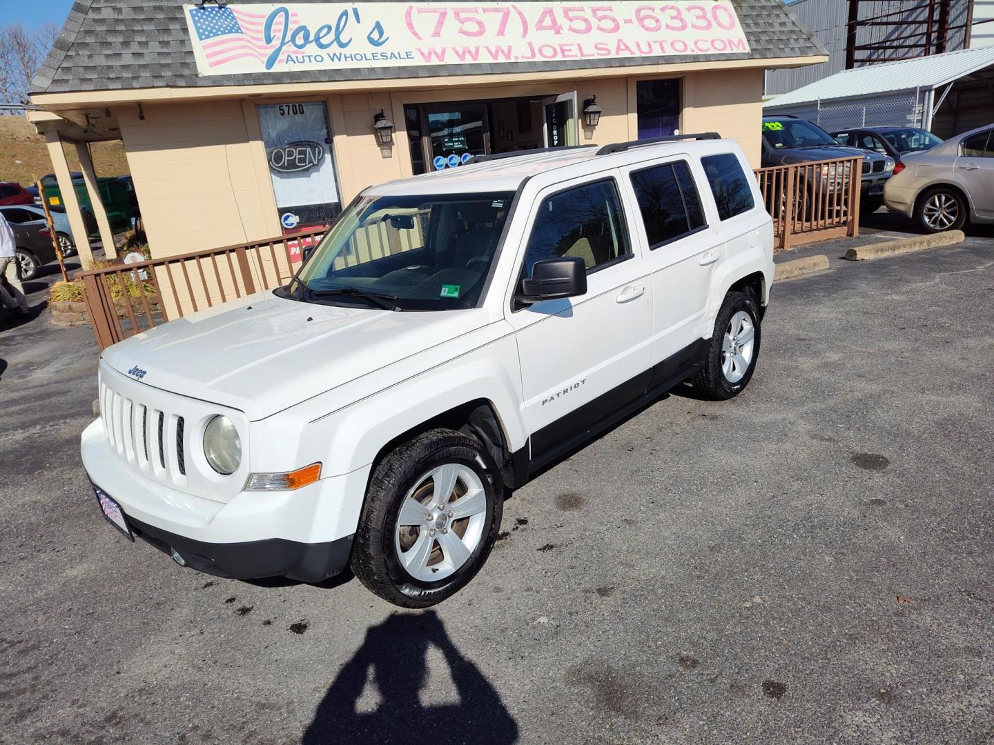 2013 WHITE Jeep Patriot Sport 4WD (1C4NJRBB9DD) with an 2.4L L4 DOHC 16V engine, located at 5700 Curlew Drive, Norfolk, VA, 23502, (757) 455-6330, 36.841885, -76.209412 - Photo#0