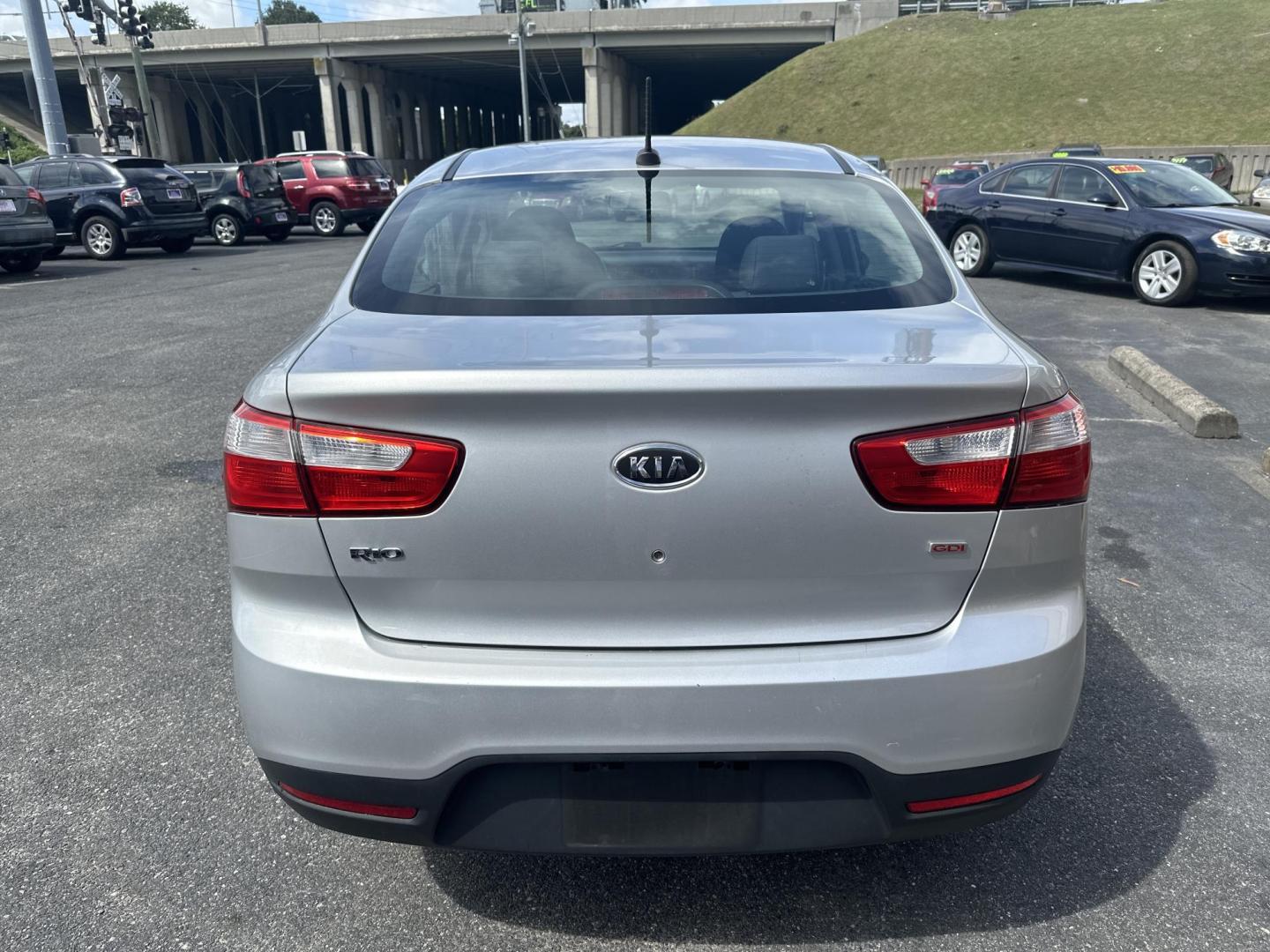 2012 Kia Rio LX (KNADM4A30C6) with an 1.6L L4 DOHC 16V engine, located at 5700 Curlew Drive, Norfolk, VA, 23502, (757) 455-6330, 36.841885, -76.209412 - Photo#2