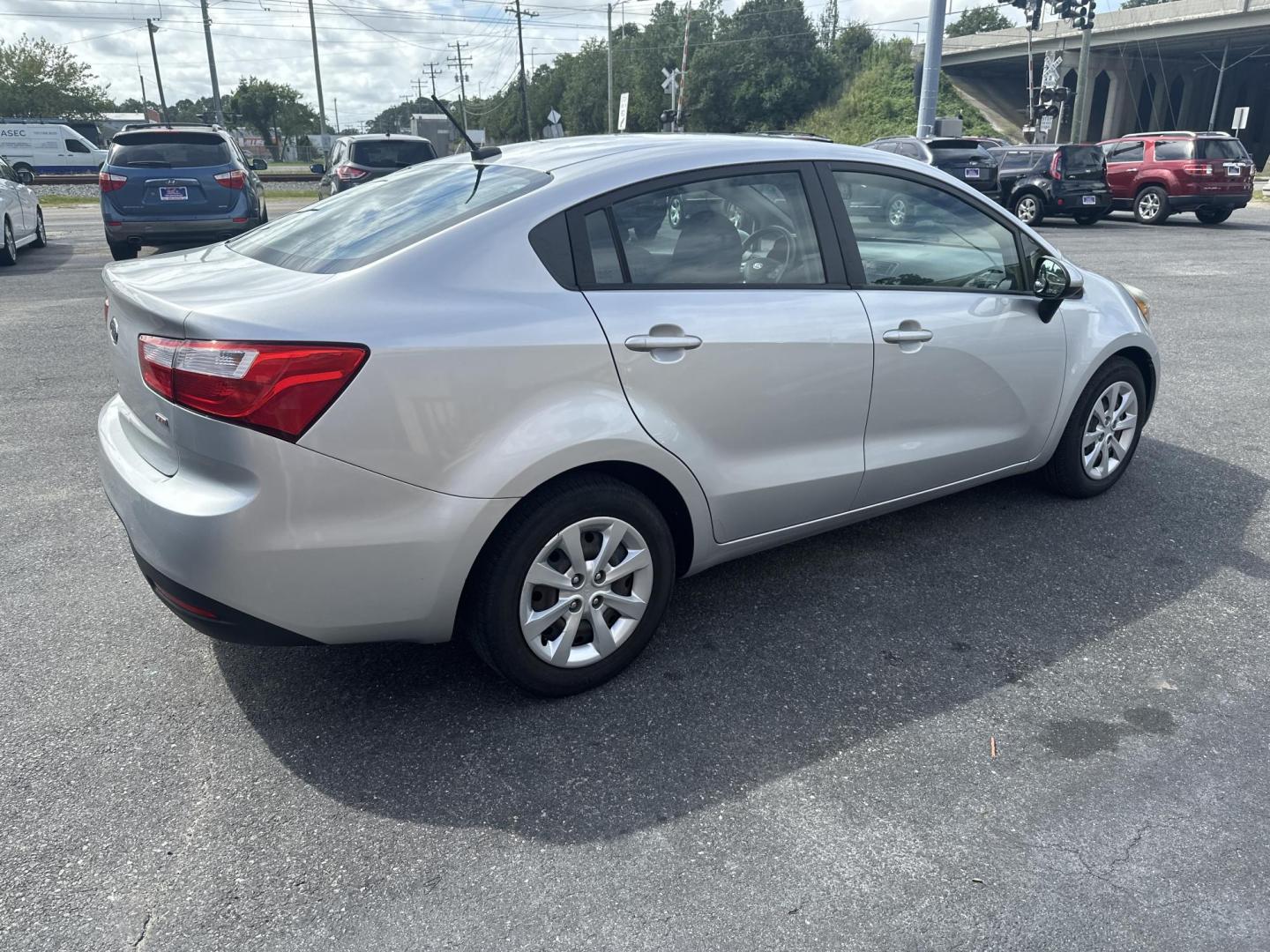 2012 Kia Rio LX (KNADM4A30C6) with an 1.6L L4 DOHC 16V engine, located at 5700 Curlew Drive, Norfolk, VA, 23502, (757) 455-6330, 36.841885, -76.209412 - Photo#3