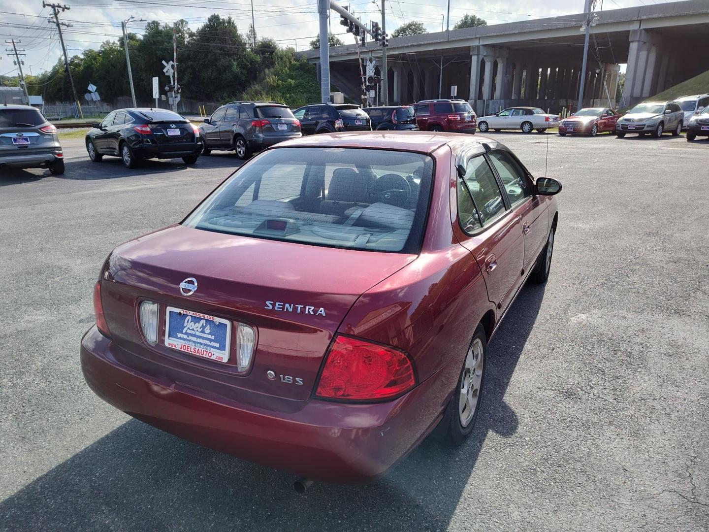 2004 Nissan Sentra 1.8 (3N1CB51DX4L) with an 1.8L L4 DOHC 16V engine, located at 5700 Curlew Drive, Norfolk, VA, 23502, (757) 455-6330, 36.841885, -76.209412 - Photo#12