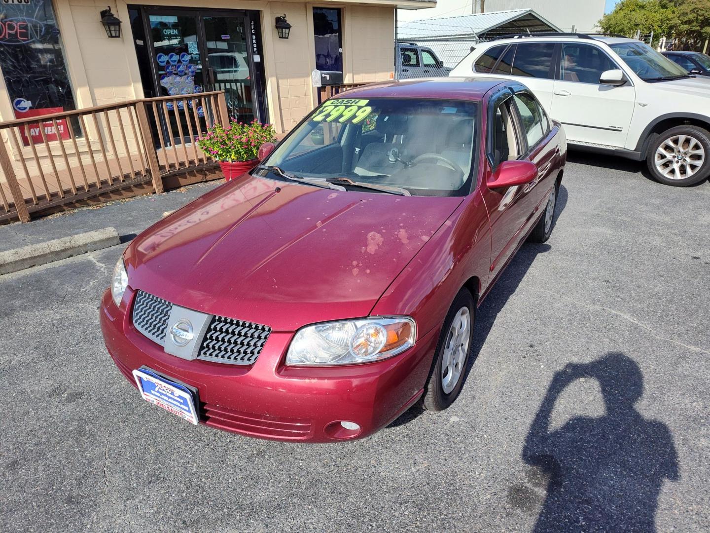 2004 Nissan Sentra 1.8 (3N1CB51DX4L) with an 1.8L L4 DOHC 16V engine, located at 5700 Curlew Drive, Norfolk, VA, 23502, (757) 455-6330, 36.841885, -76.209412 - Photo#3