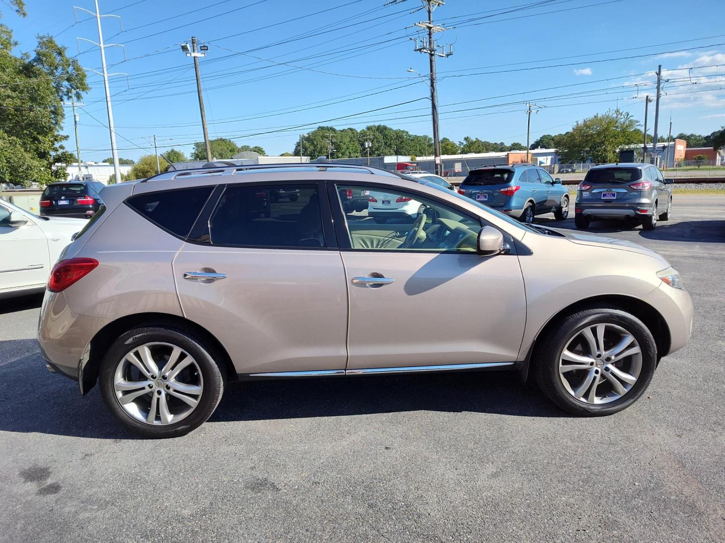 2009 Gray Nissan Murano LE AWD (JN8AZ18W69W) with an 3.5L V6 DOHC 24V engine, Automatic CVT Overdrive transmission, located at 5700 Curlew Drive, Norfolk, VA, 23502, (757) 455-6330, 36.841885, -76.209412 - Photo#18