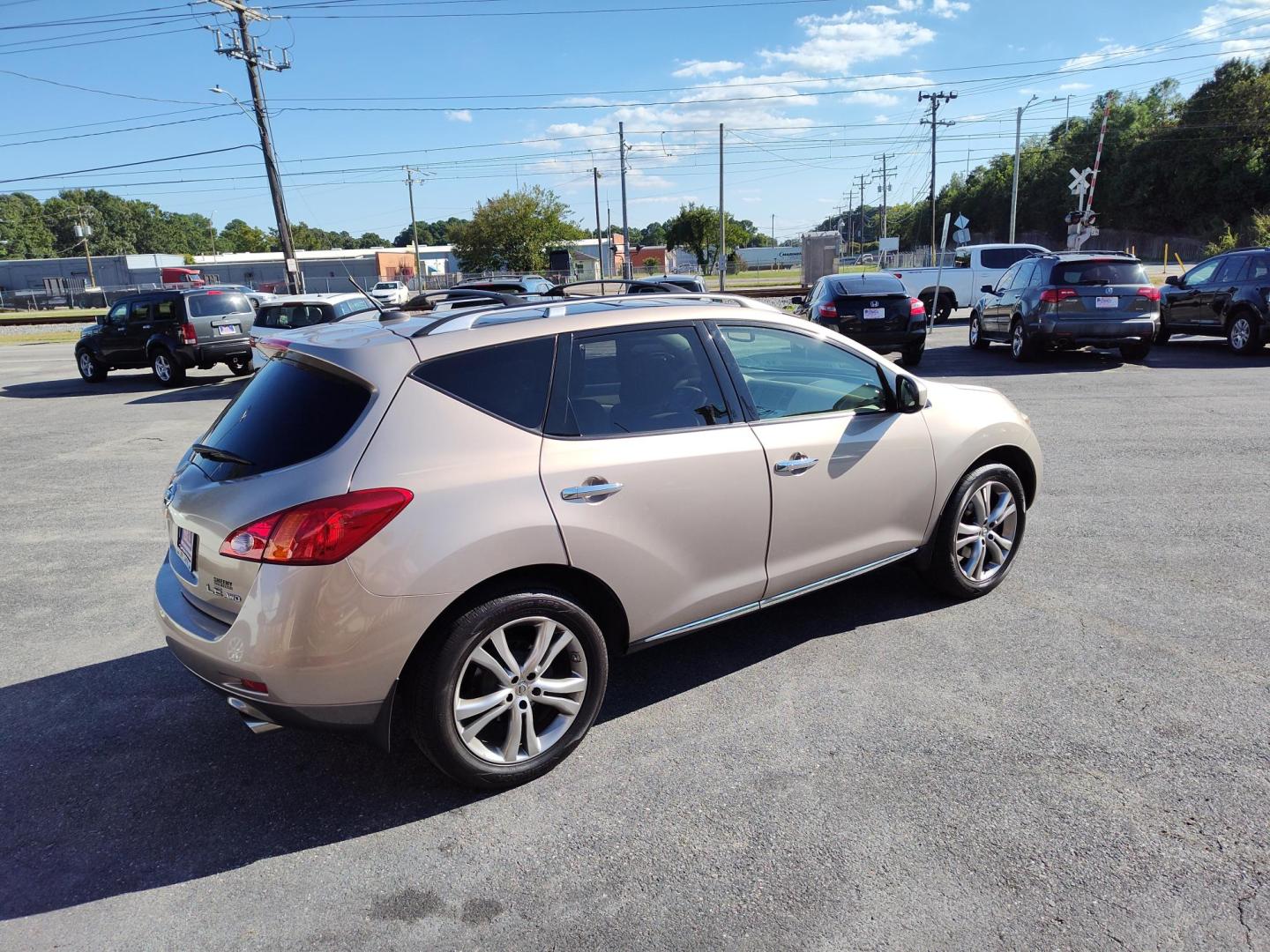 2009 Gray Nissan Murano LE AWD (JN8AZ18W69W) with an 3.5L V6 DOHC 24V engine, Automatic CVT Overdrive transmission, located at 5700 Curlew Drive, Norfolk, VA, 23502, (757) 455-6330, 36.841885, -76.209412 - Photo#17