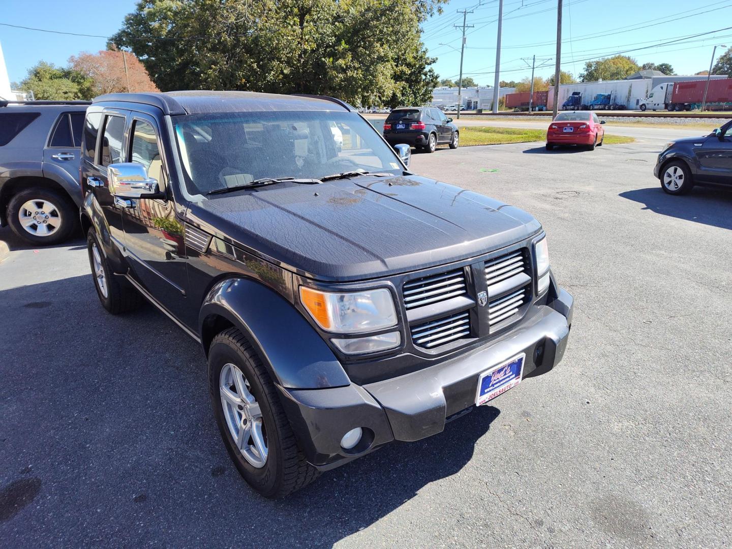 2010 Gray Dodge Nitro Heat 4WD (1D4PU4GK1AW) with an 3.7L V6 SOHC 12V engine, 4-Speed Automatic transmission, located at 5700 Curlew Drive, Norfolk, VA, 23502, (757) 455-6330, 36.841885, -76.209412 - Photo#4